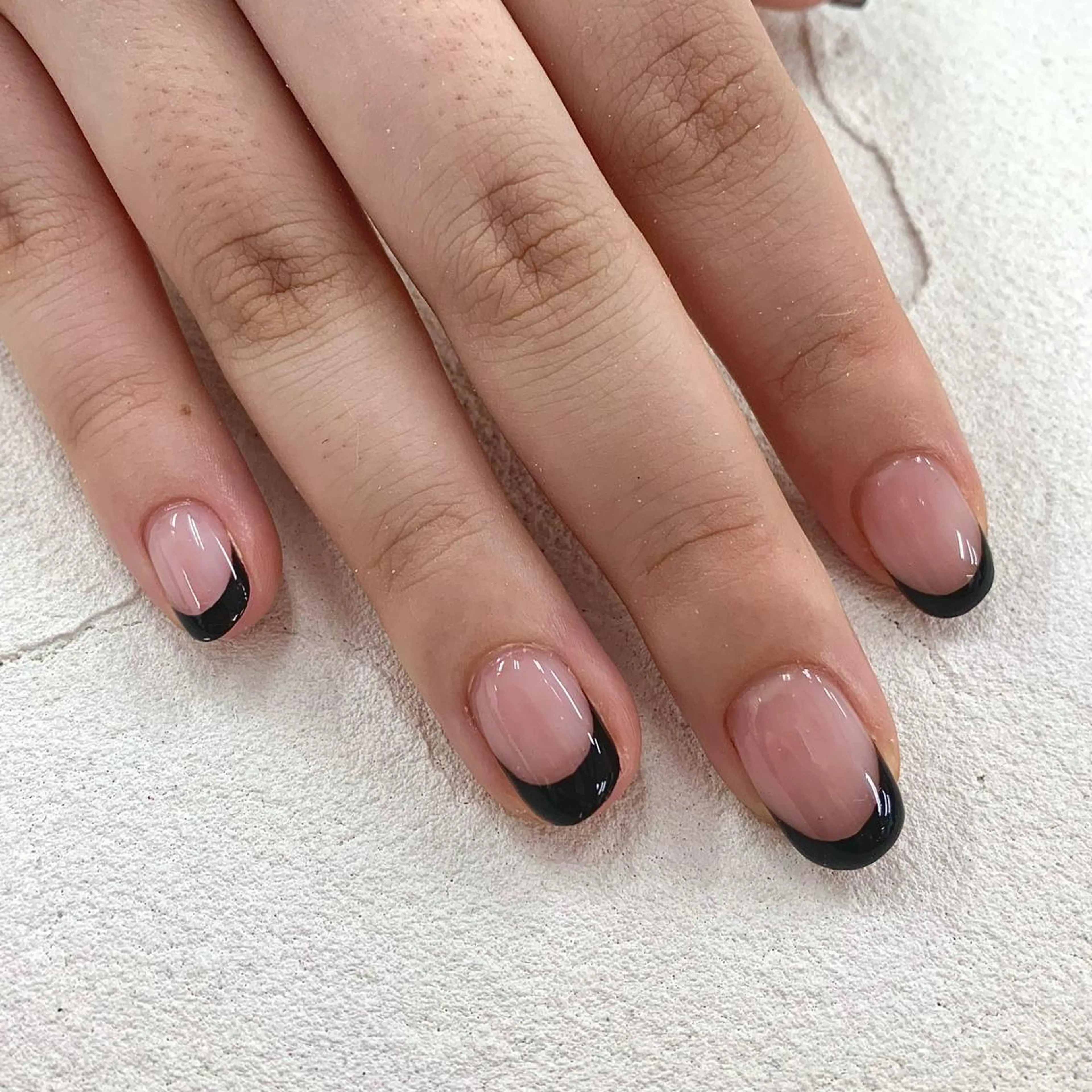 ネイル フレンチネイル SAPHIR nail & eyeのマツエク・マツパデザイン