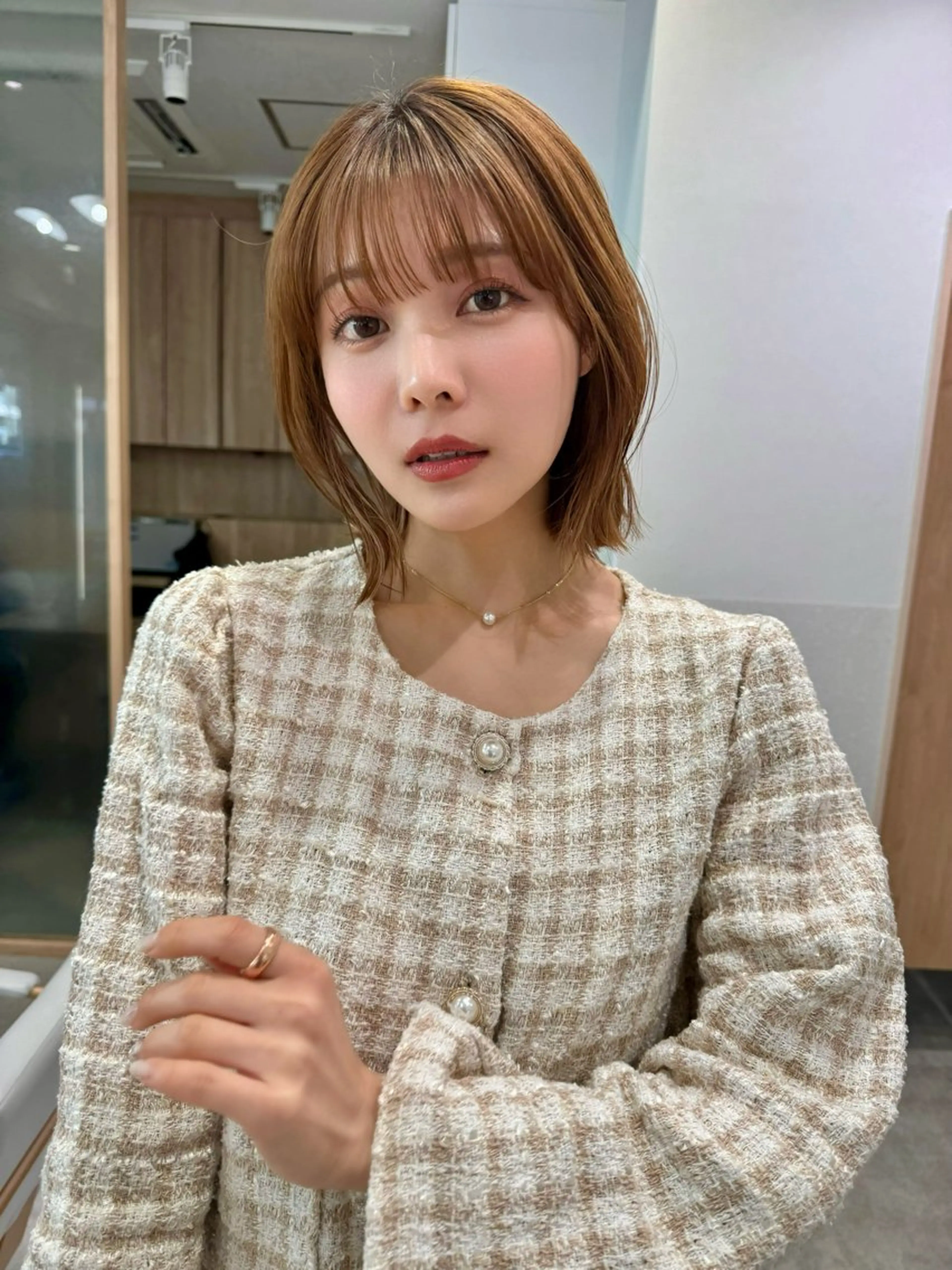 ミディアム 三鷹で1番ショート ボブをカットする新谷のヘアスタイル