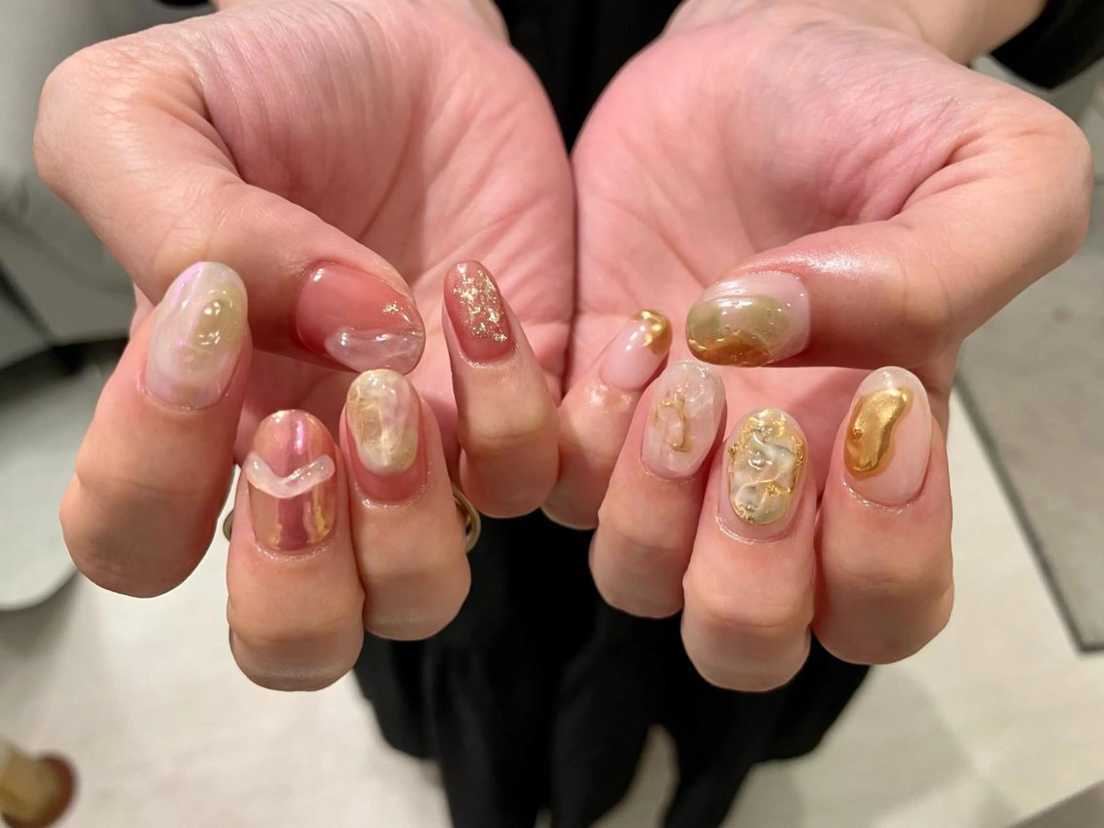 ネイル ニュアンスネイル haruka. nailsTOKYOのネイルデザイン