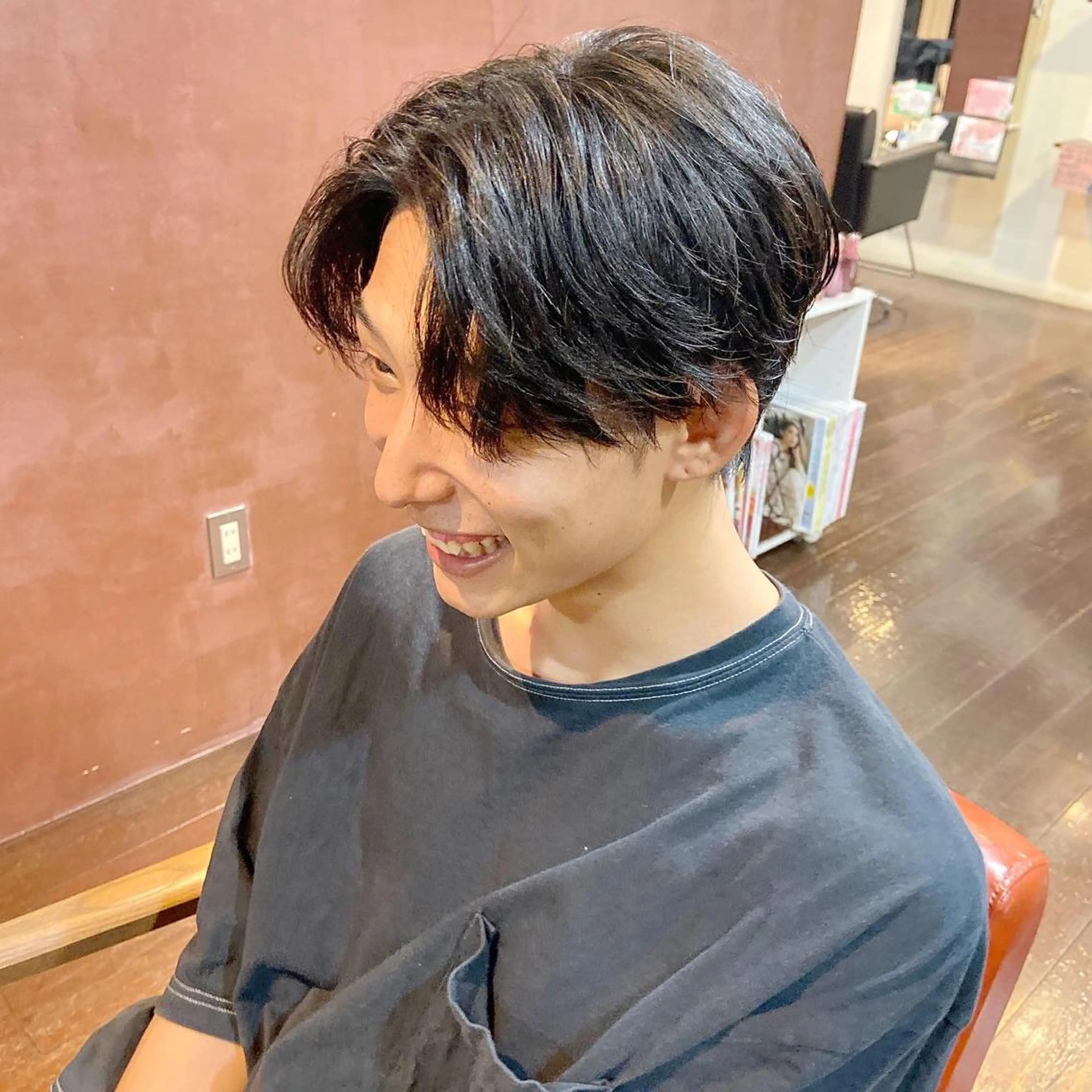 メンズ 韓国ヘア ユイカのヘアスタイル