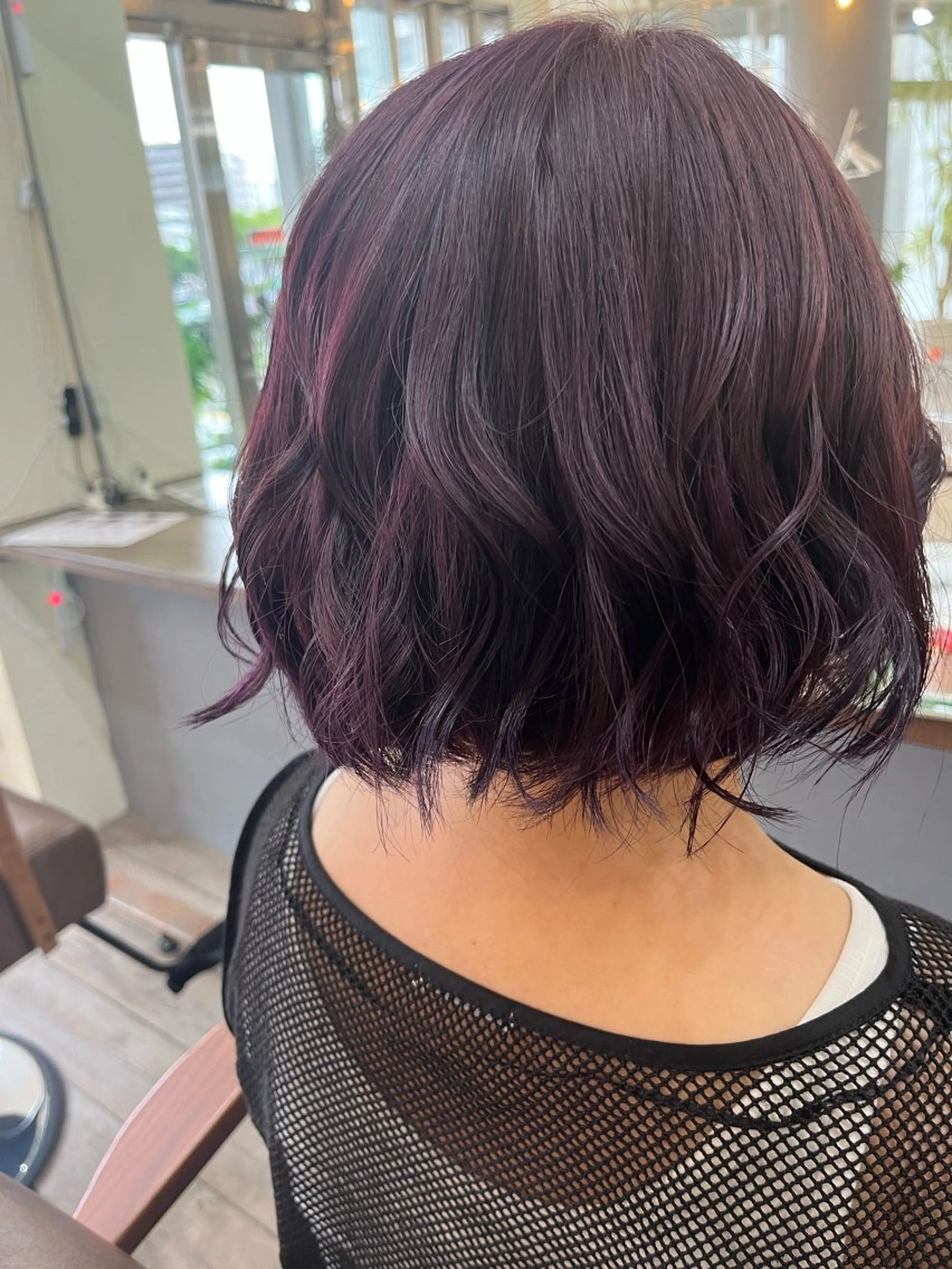 カラー バレイヤージュ ブリーチ ケアブリーチ ダブルカラー イヤリングカラー 戸川 紗良のヘアスタイル