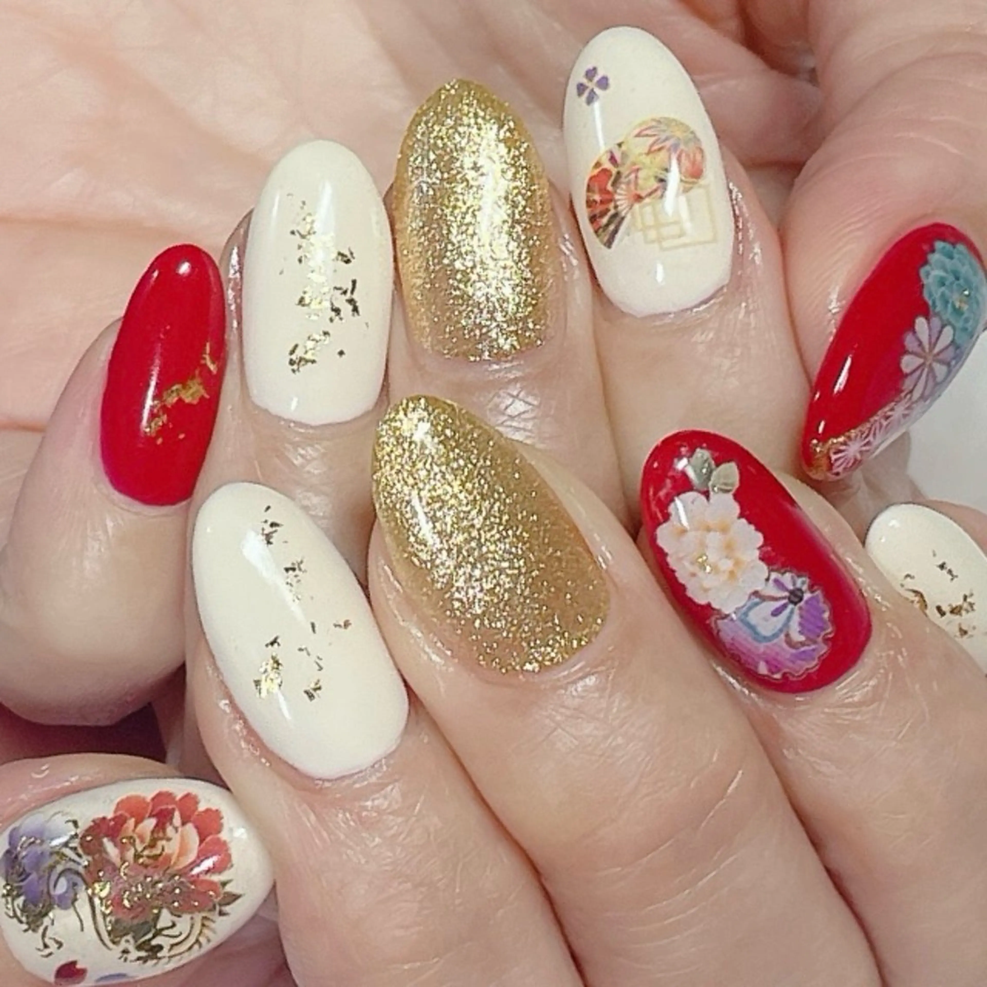 ネイル 成人式 ジェルネイル .Nails Mio 赤羽西ネイルサロンのネイルデザイン
