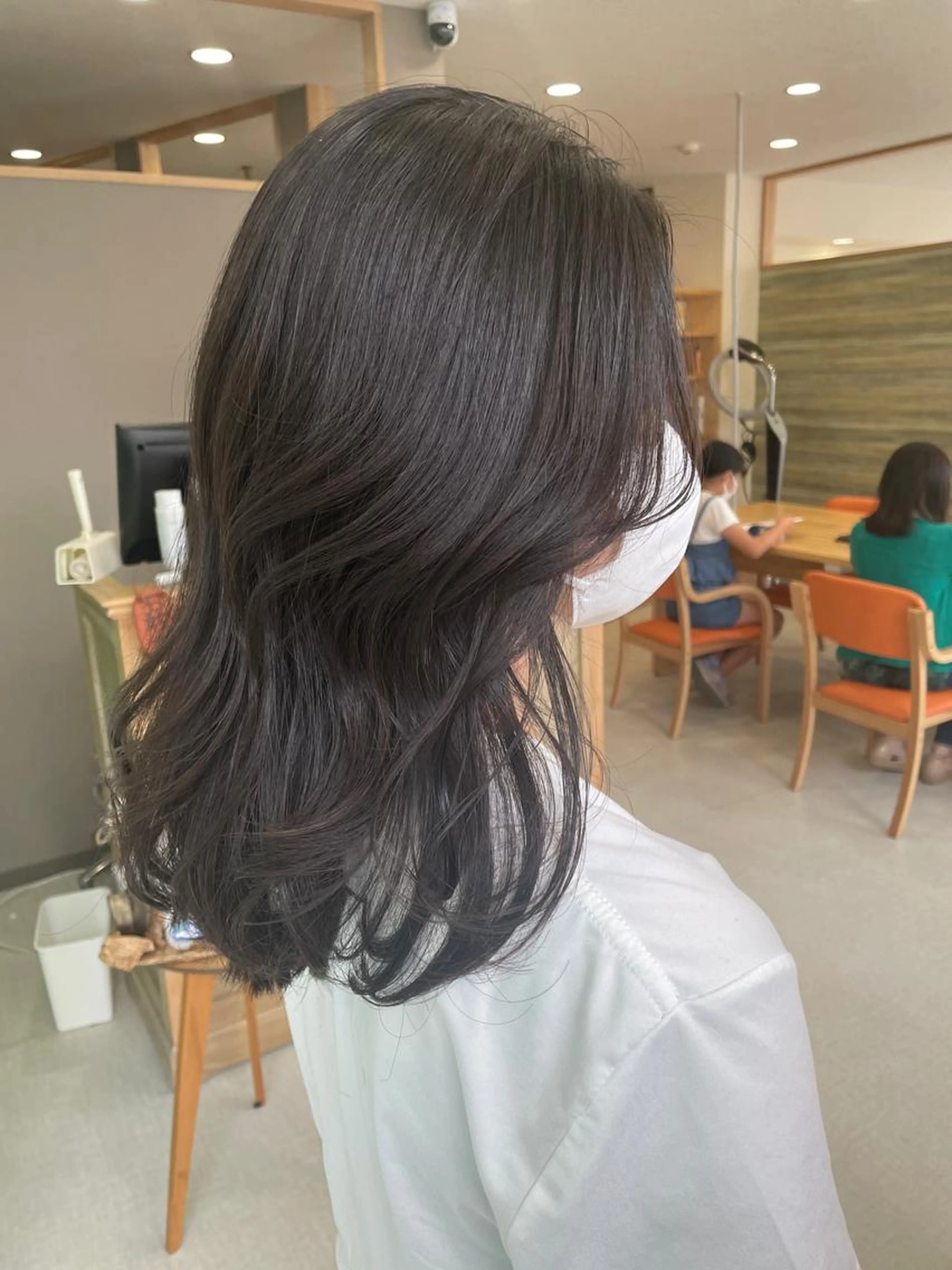 韓国風カット+フルカラー +TOKIOor Aujuaトリートメント　14850円の写真