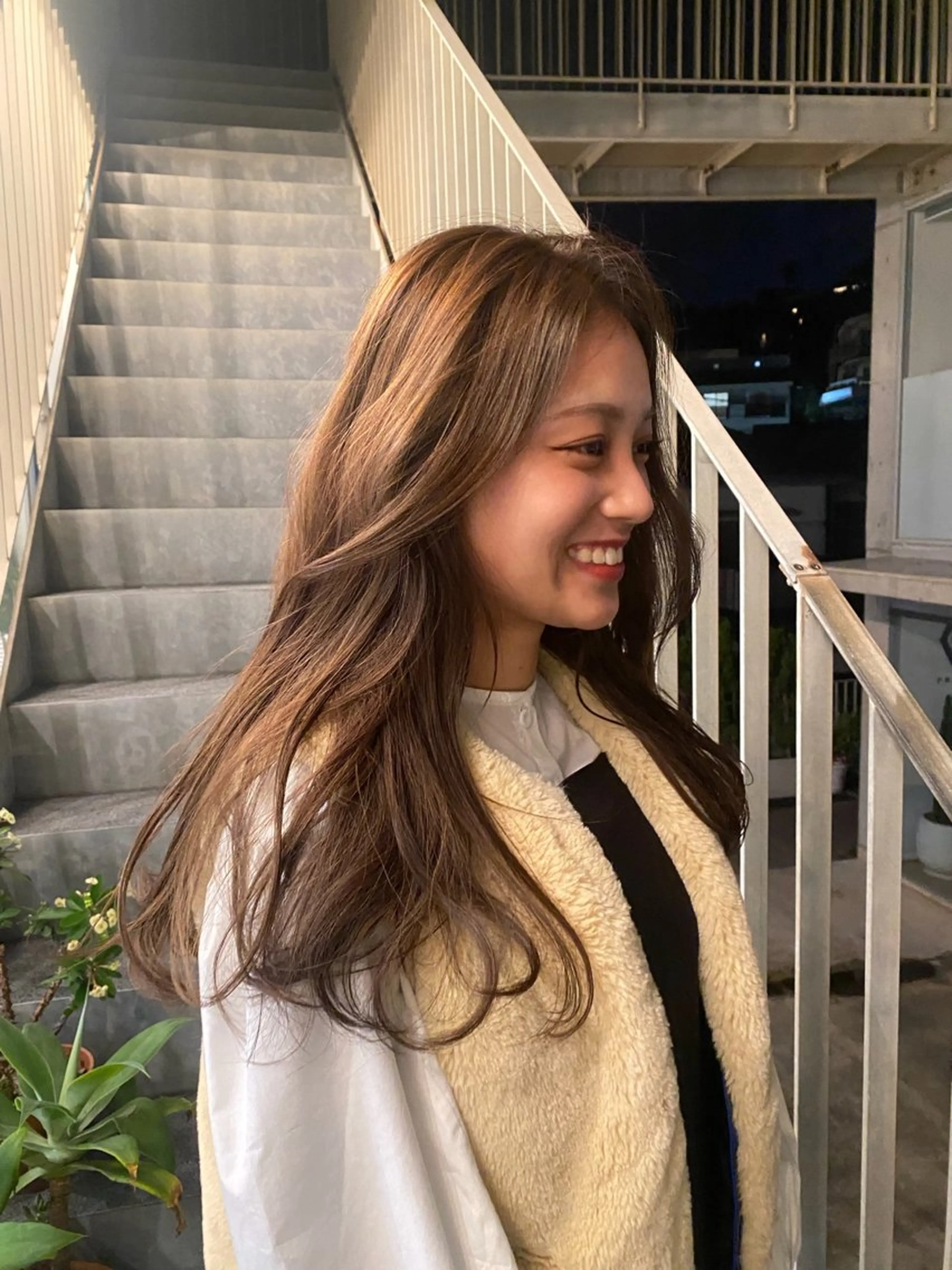 ミディアム 七里ヶ浜美容師 🎀YURA🎀のヘアスタイル