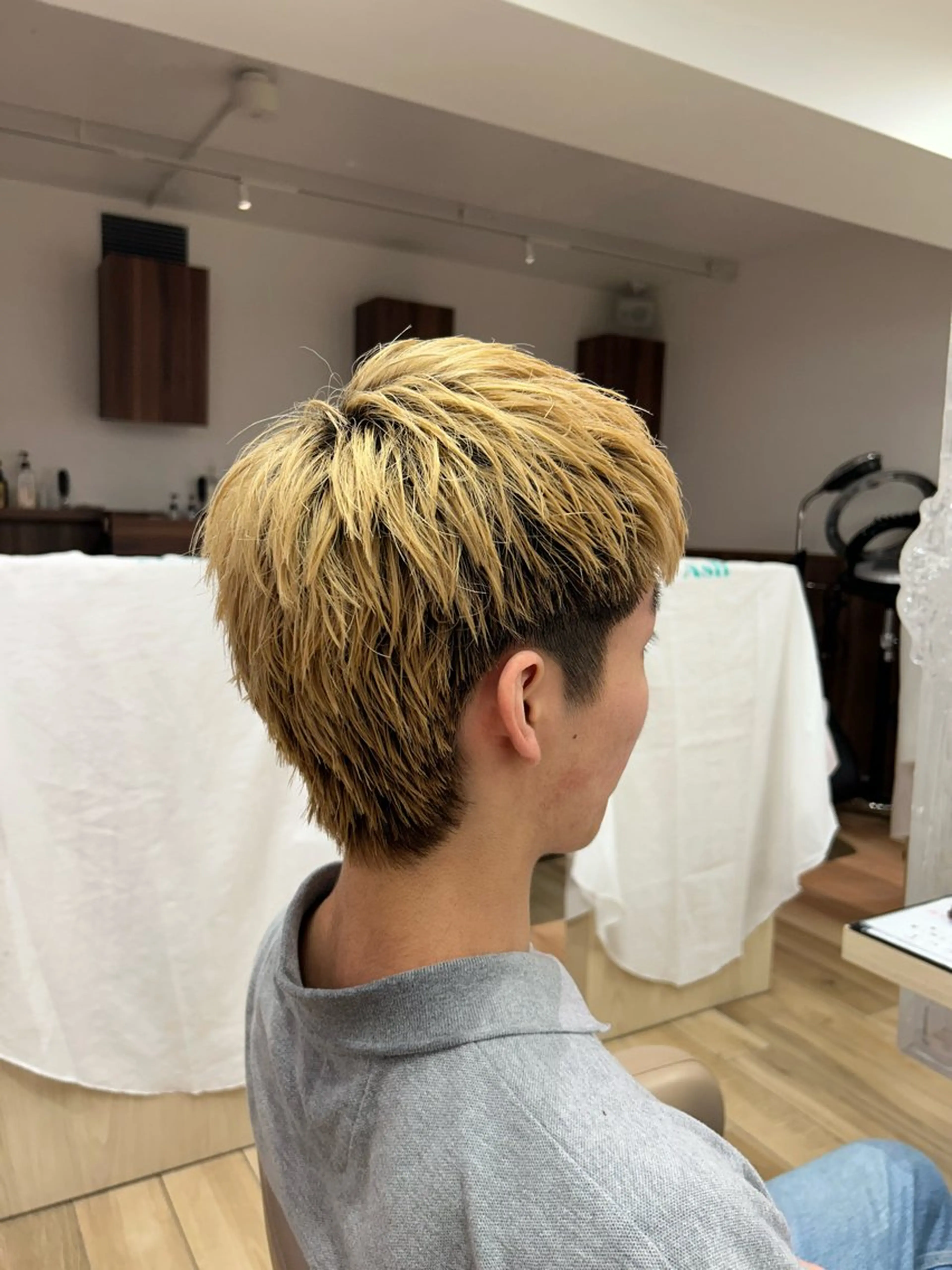 ショート カット 渡辺 大輝 メンズパーマのヘアスタイル