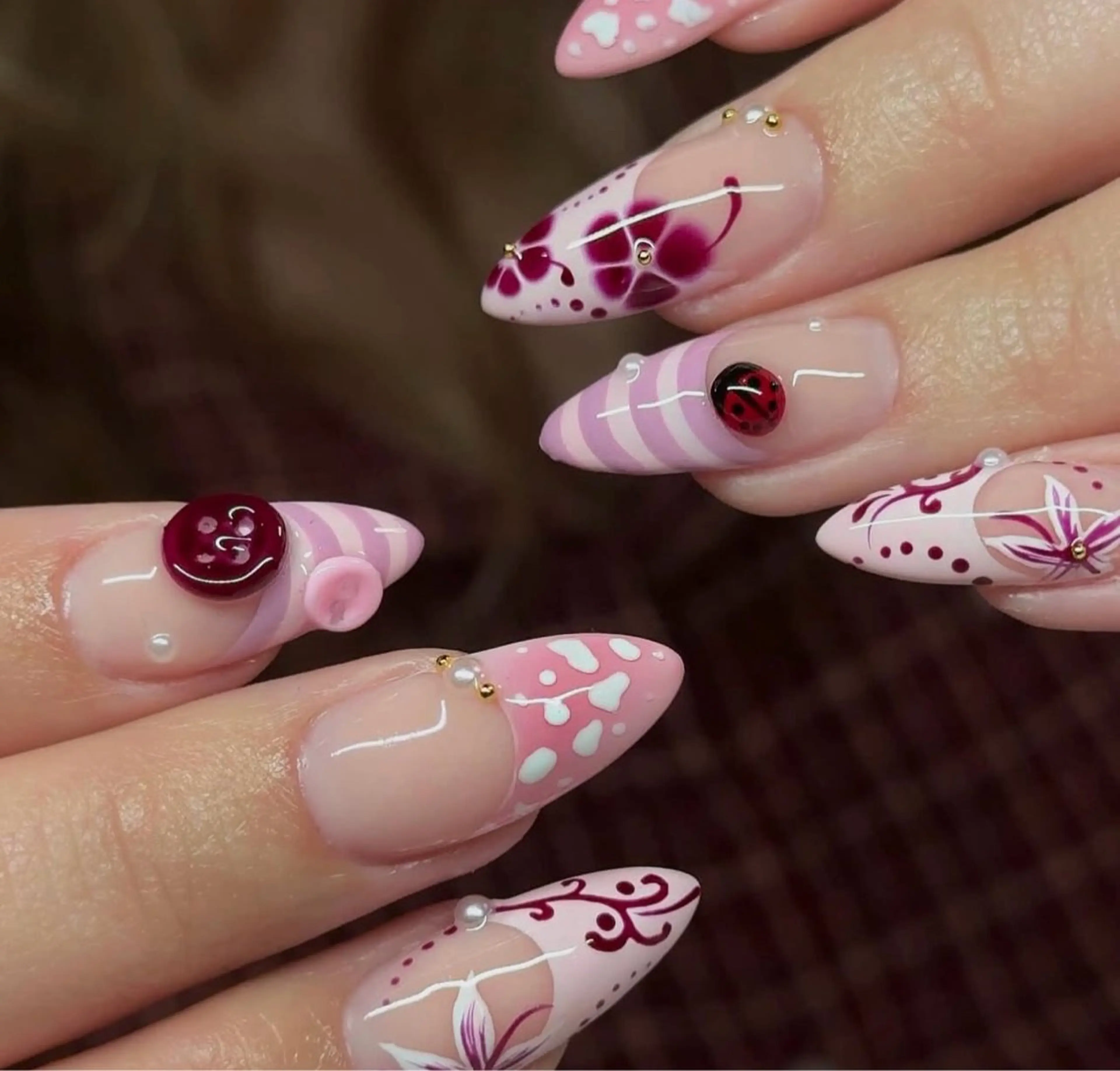ネイル ハンドネイル NiJi Nailsのネイルデザイン