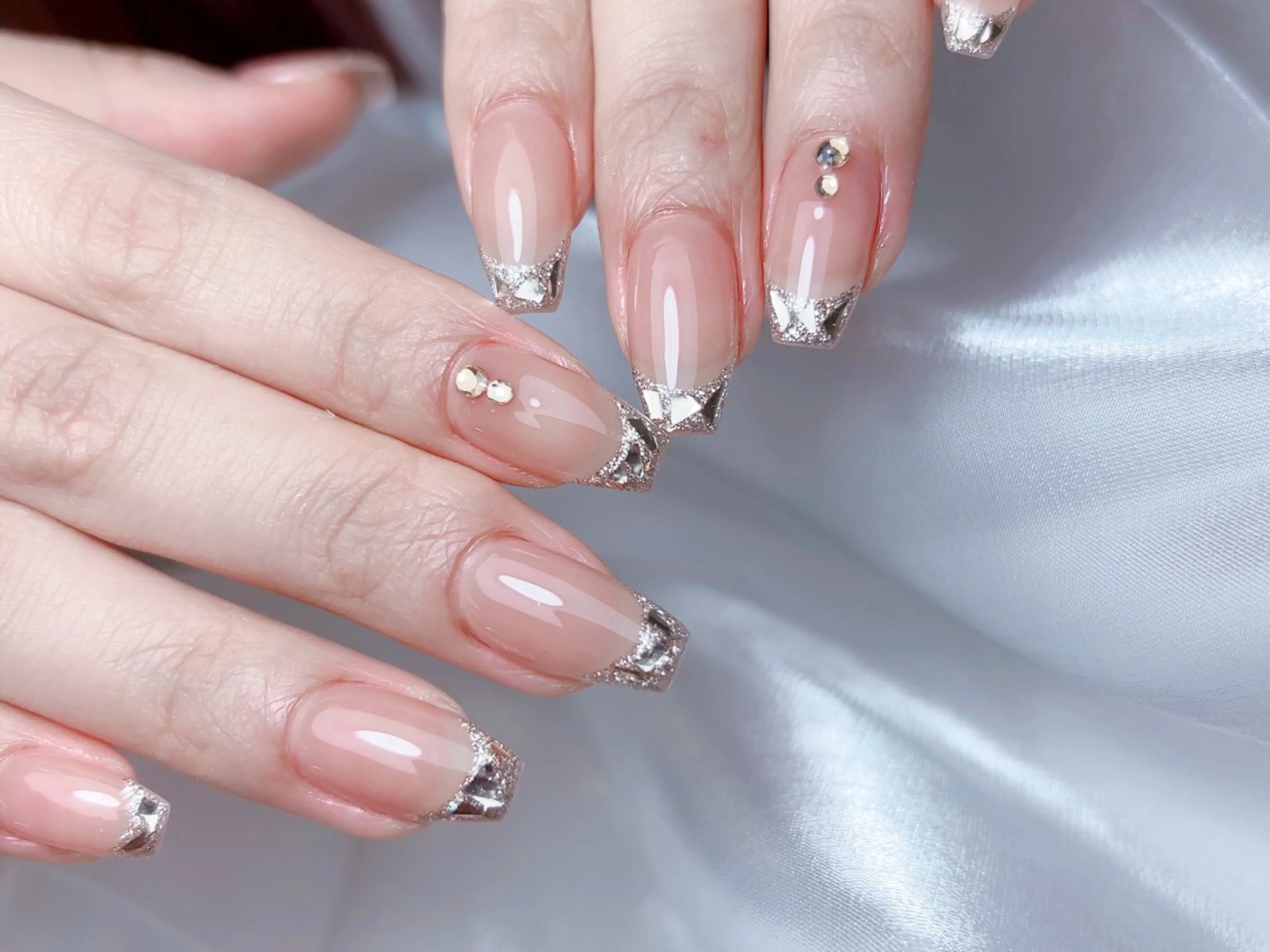 ネイル ハンドネイル M🌷nail 長さだし専門店のネイルデザイン