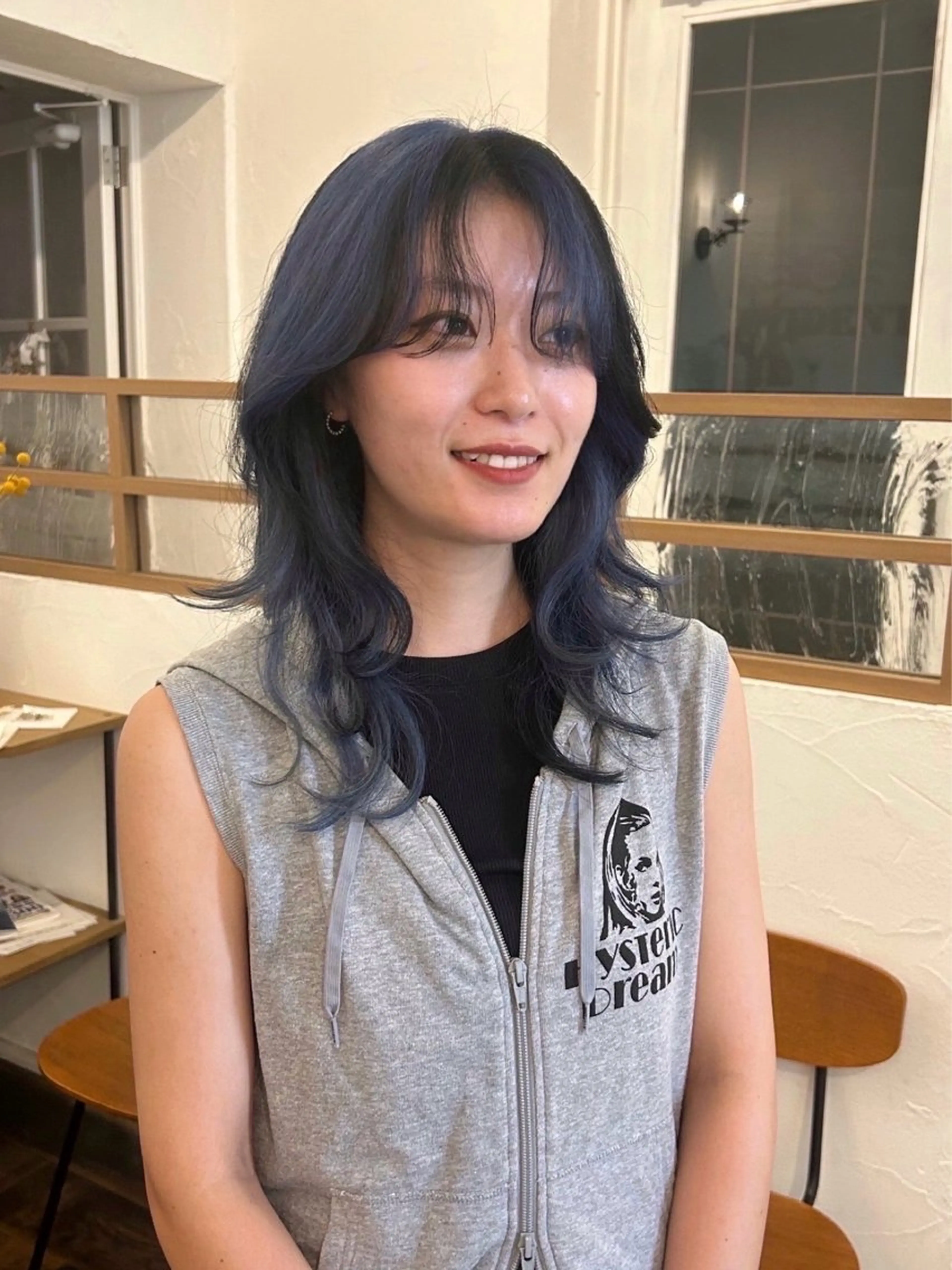 ロング カラー 水谷 優華のヘアスタイル