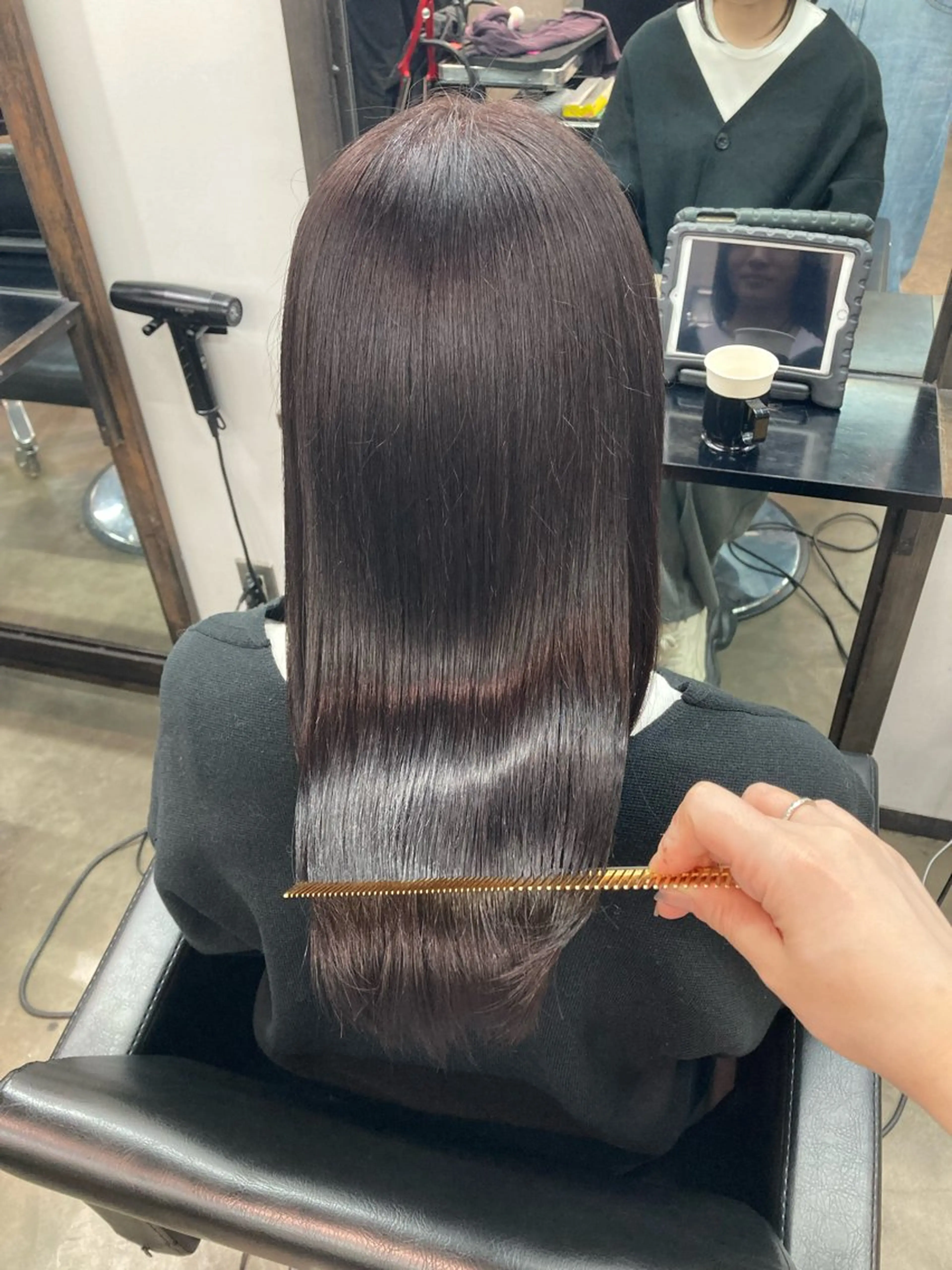 セミロング カラー ✨最安値✨エクステ カラー🌼つきな🌼のヘアスタイル