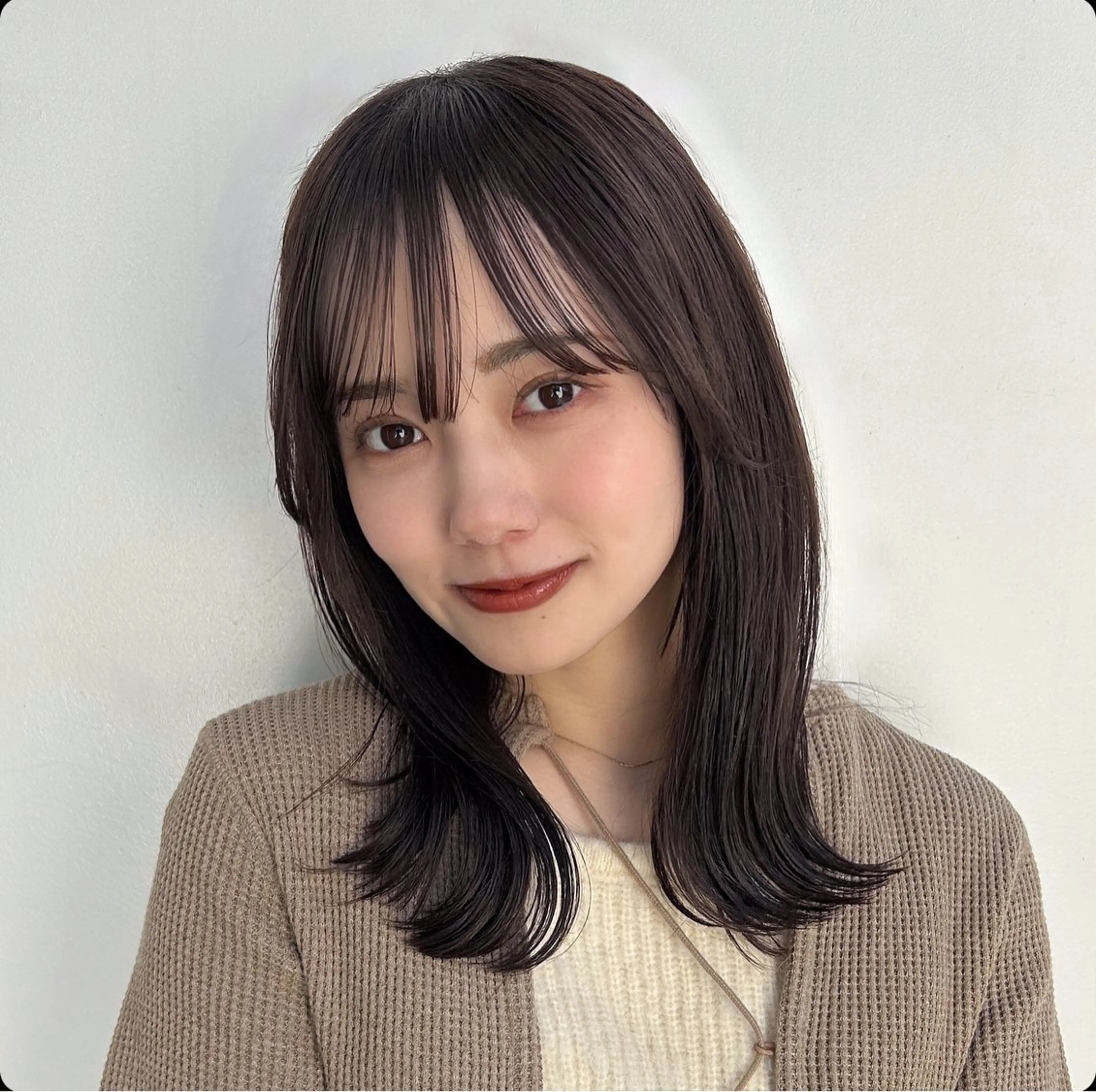 セミロング 🌸透明感/レイヤー / 栗林 彩🌸のヘアスタイル