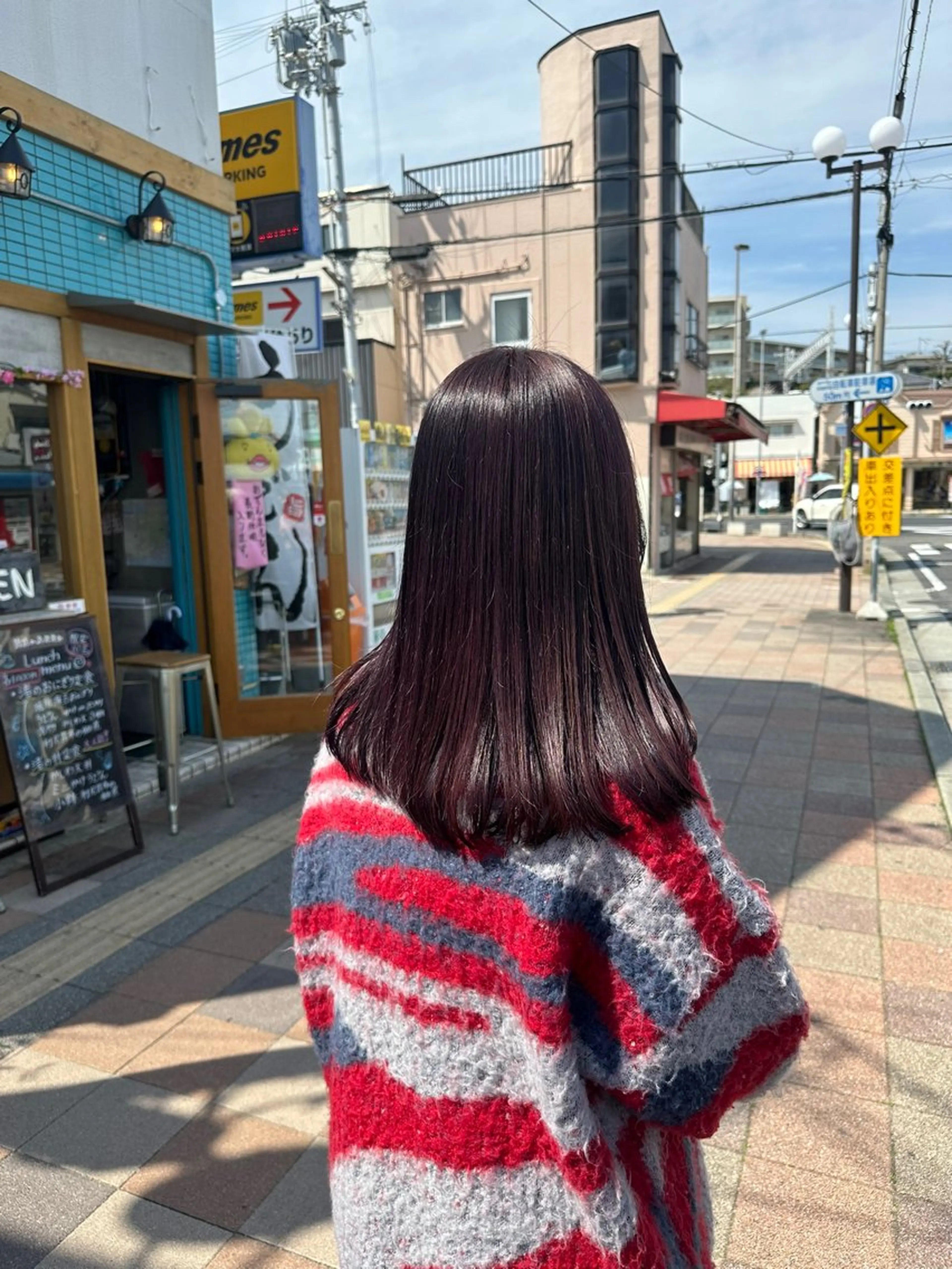 セミロング カラー reefur マリナのヘアスタイル