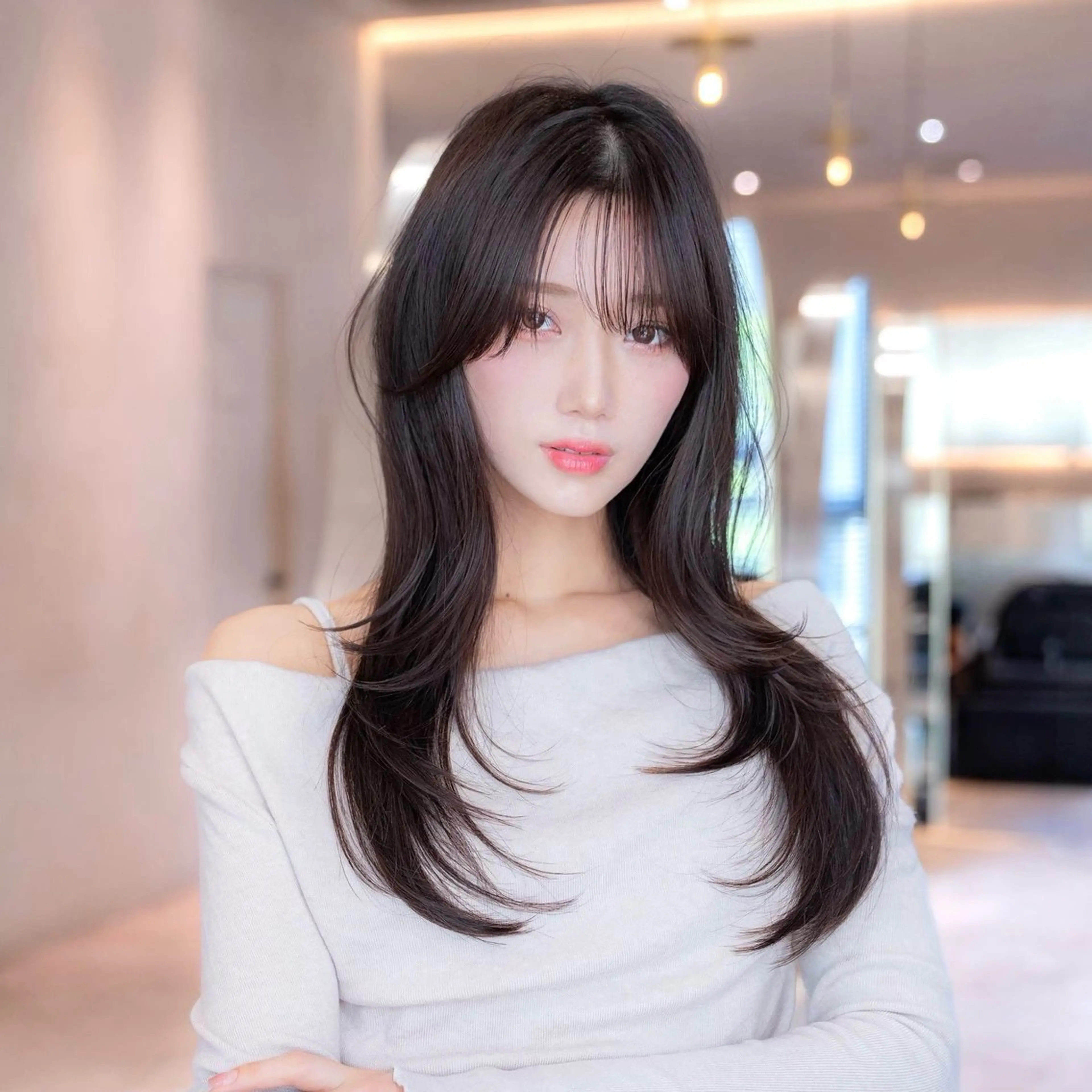 ロング ボブ 顔まわりレイヤー 顔周りカット ハッシュカット 髪質改善 原宿/韓国/髪質改善 /レイヤー/ボブのヘアスタイル