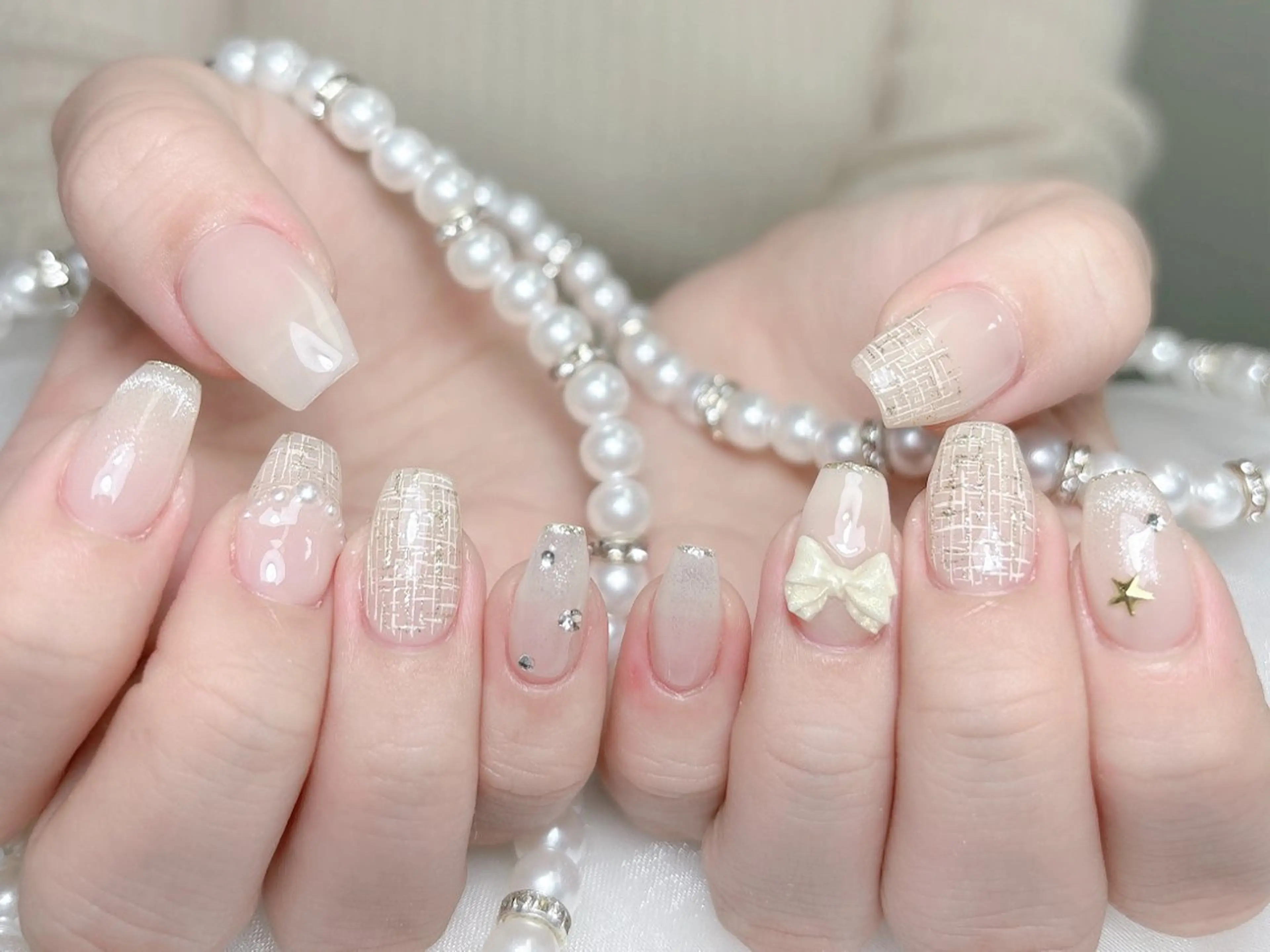 ネイル 成人式 ジェルネイル ロングネイル マグネットネイル ミディアムネイル ハンドネイル MoMoA Nail ネイル長さ出し専門店のネイルデザイン