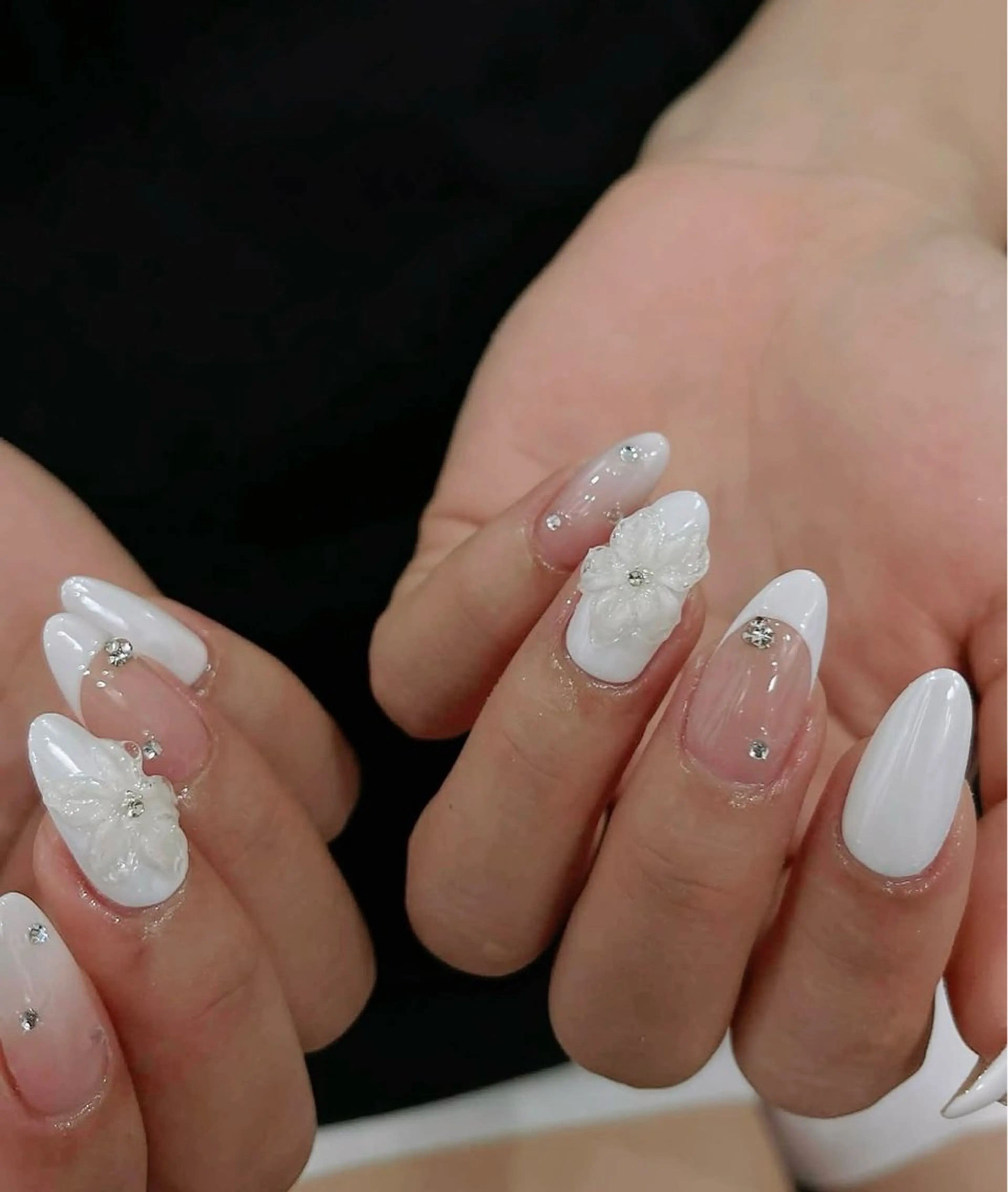 ネイル フレンチネイル ジェルネイル マグネットネイル 持ち込み ニュアンスネイル ハンドネイル Na minのネイルデザイン