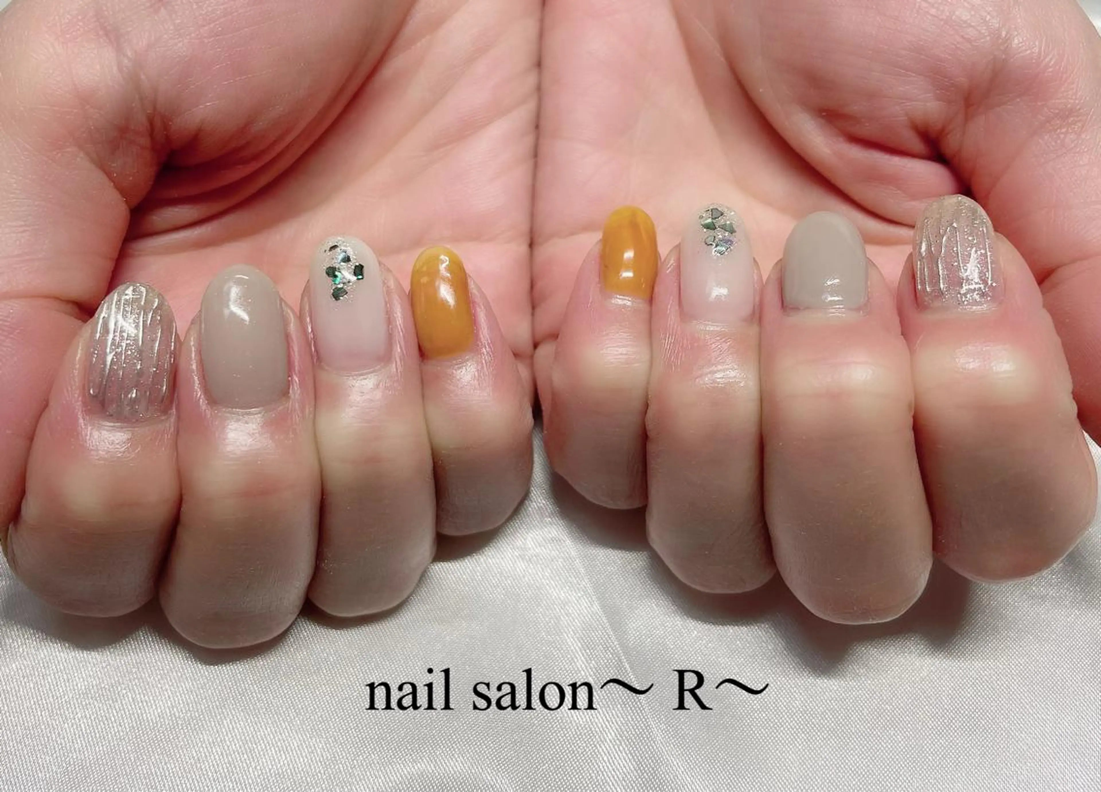 ネイル ハンドネイル 〜 R〜 プライベートサロンのネイルデザイン