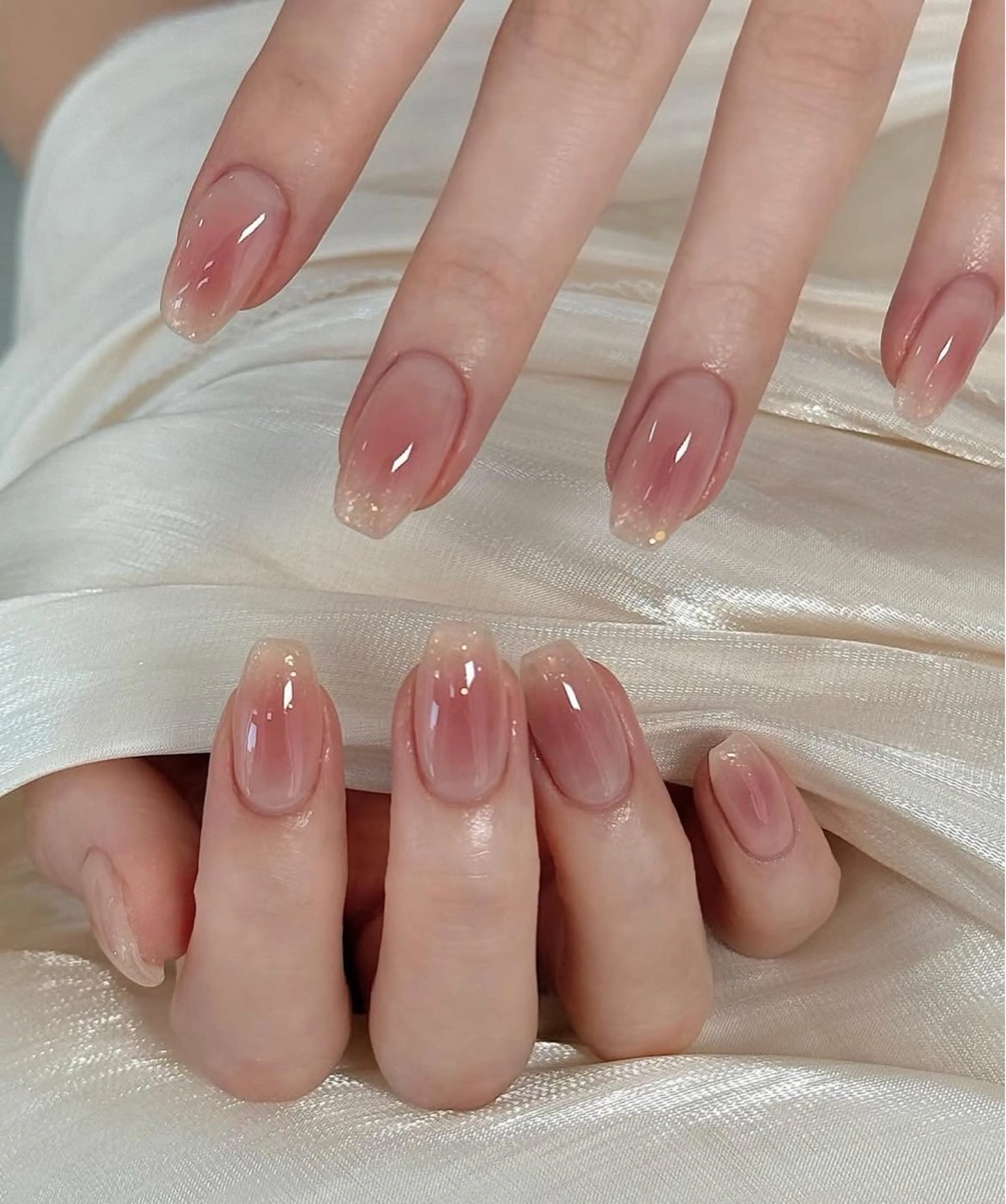 ✨期間限定✨【オフ込／甘皮ケア付】　自爪　人気チークネイル/グラデーションの写真