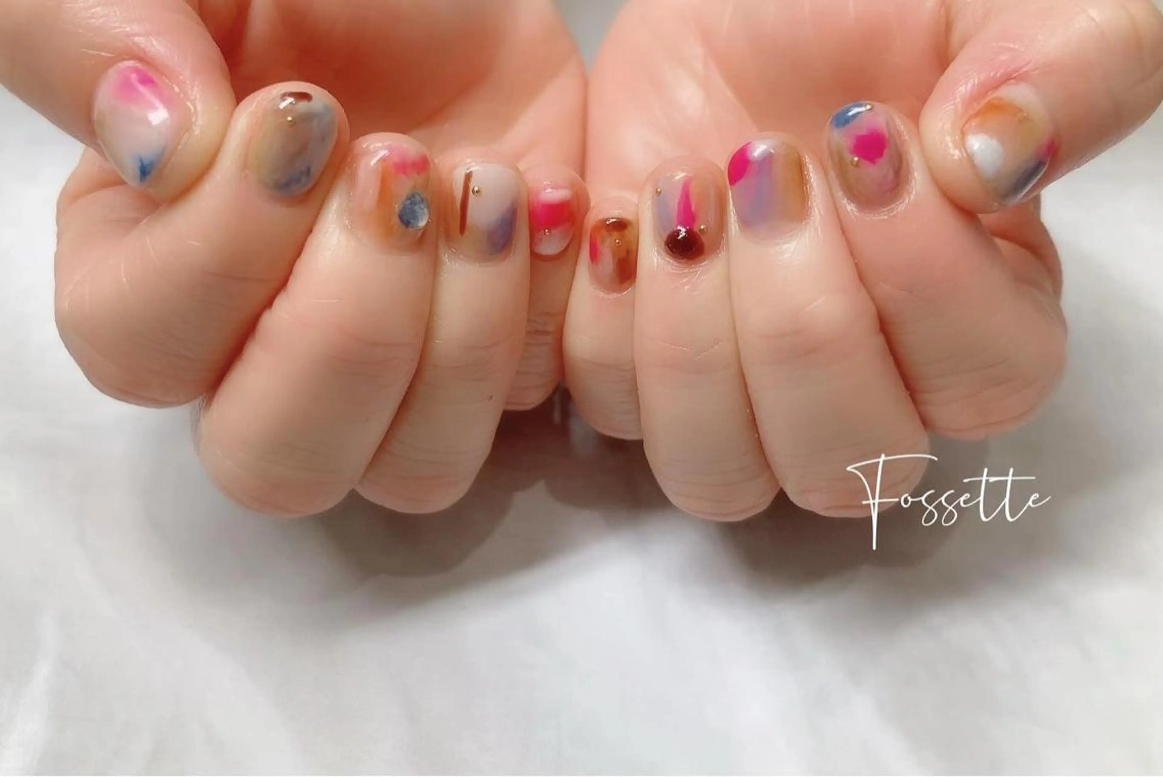 ネイル ニュアンスネイル ショートネイル ハンドネイル nailsalon Fossetteのネイルデザイン