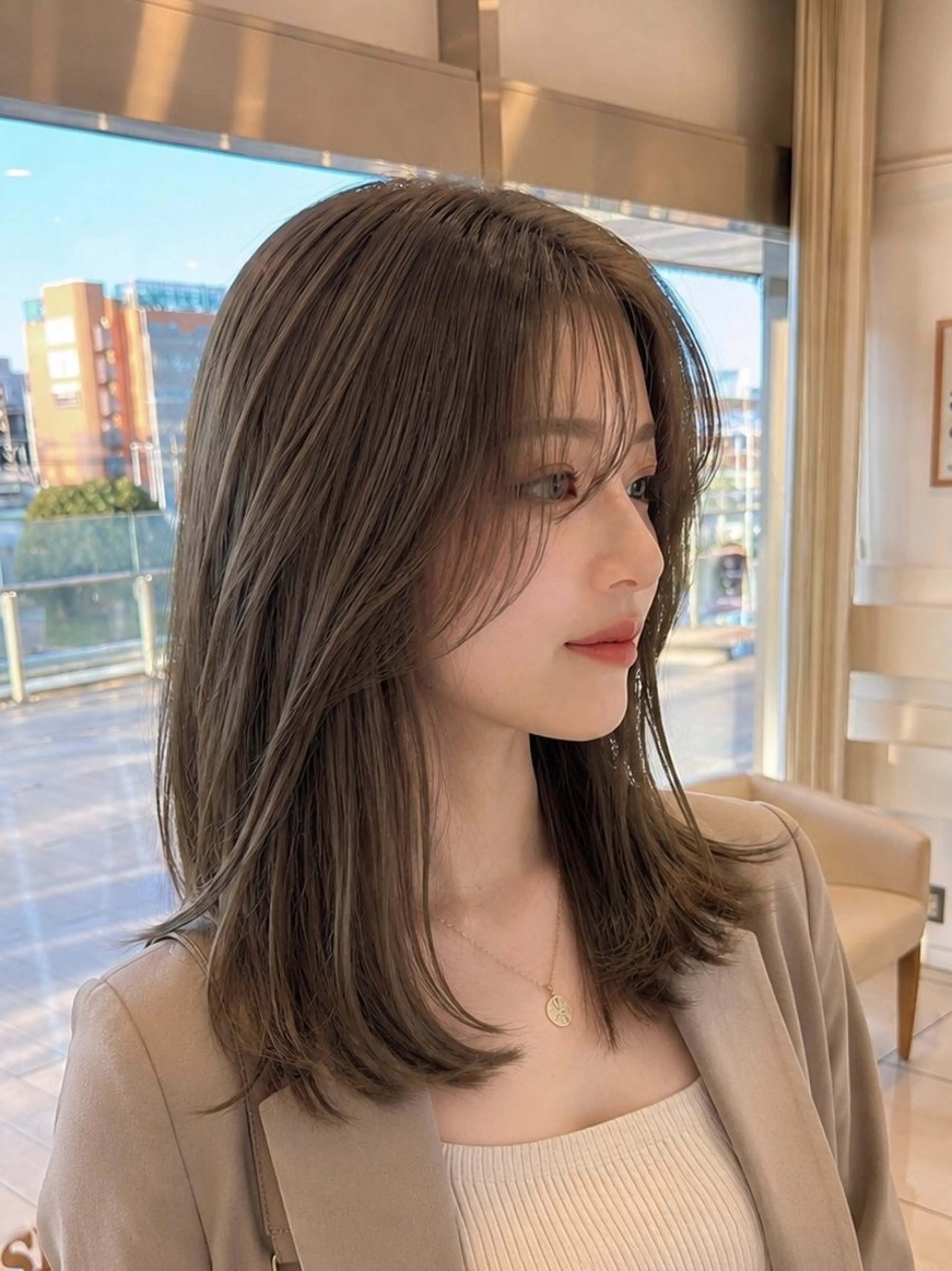 セミロング カラー カット ヘアカラー トリートメント 金子 直樹のヘアスタイル