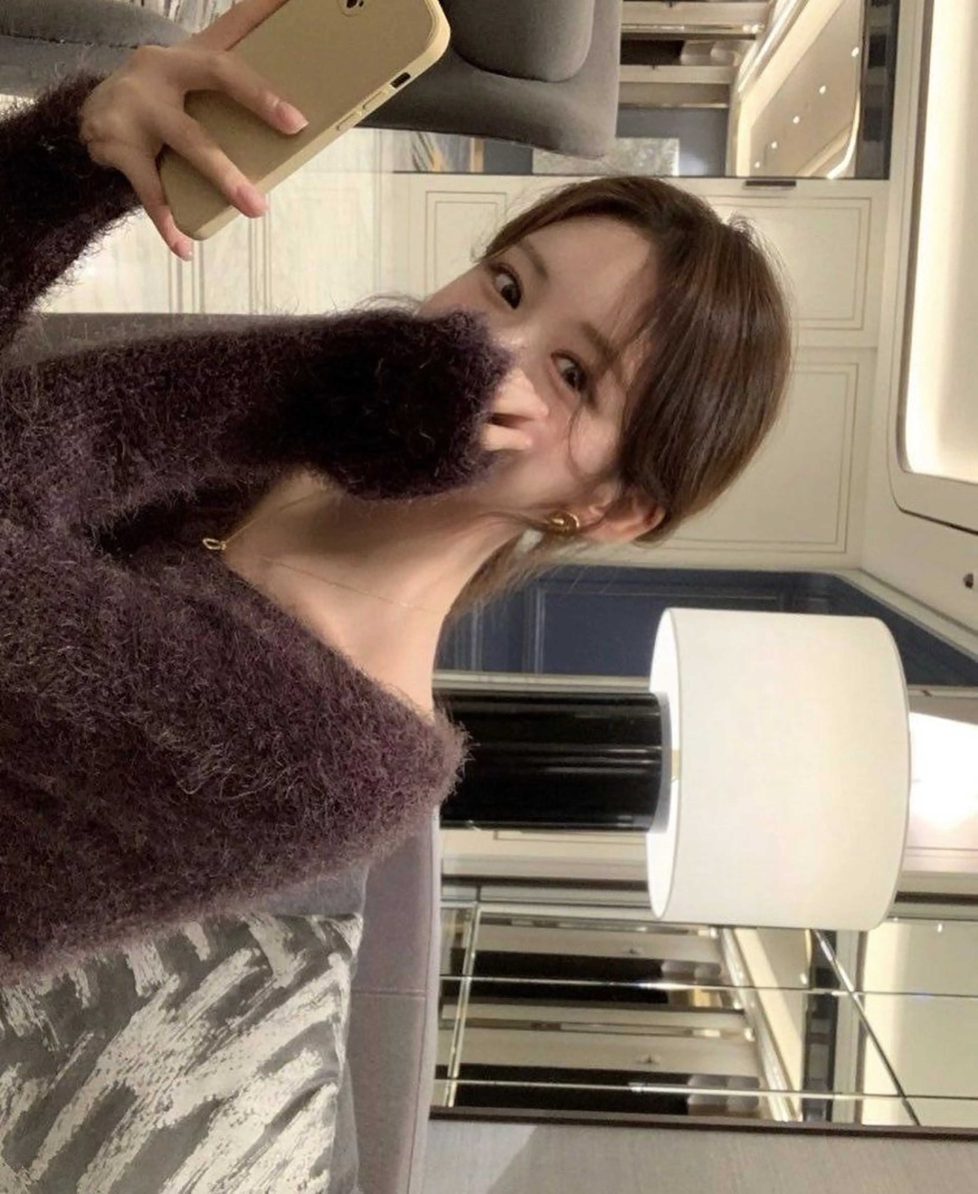 ロング カラー カット ヘアカラー トリートメント 莉乃/縮毛矯正/髪質 改善/艶カラーのヘアスタイル