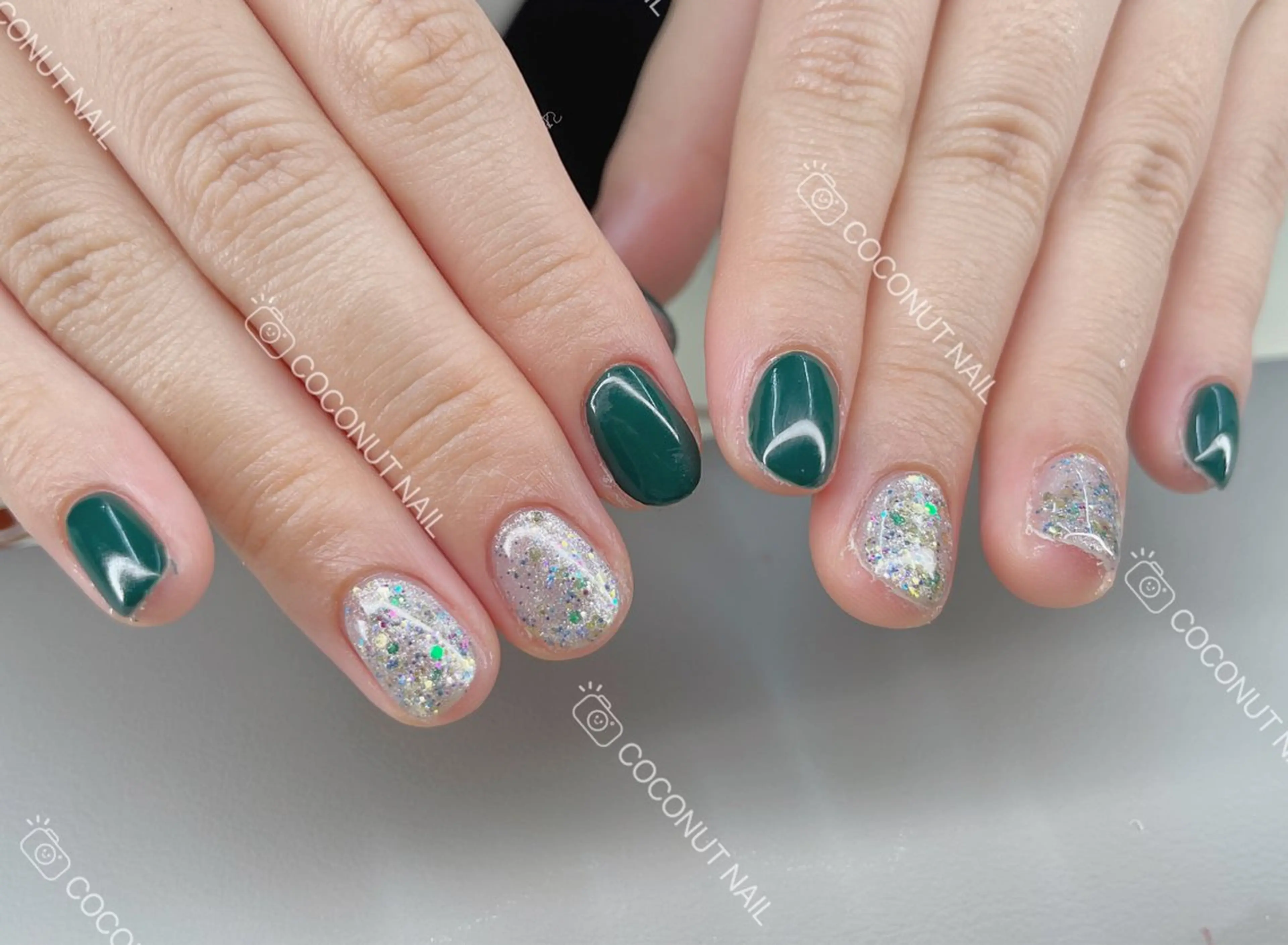 ネイル 冬ネイル クリスマス 神田 ココナッツのネイルデザイン