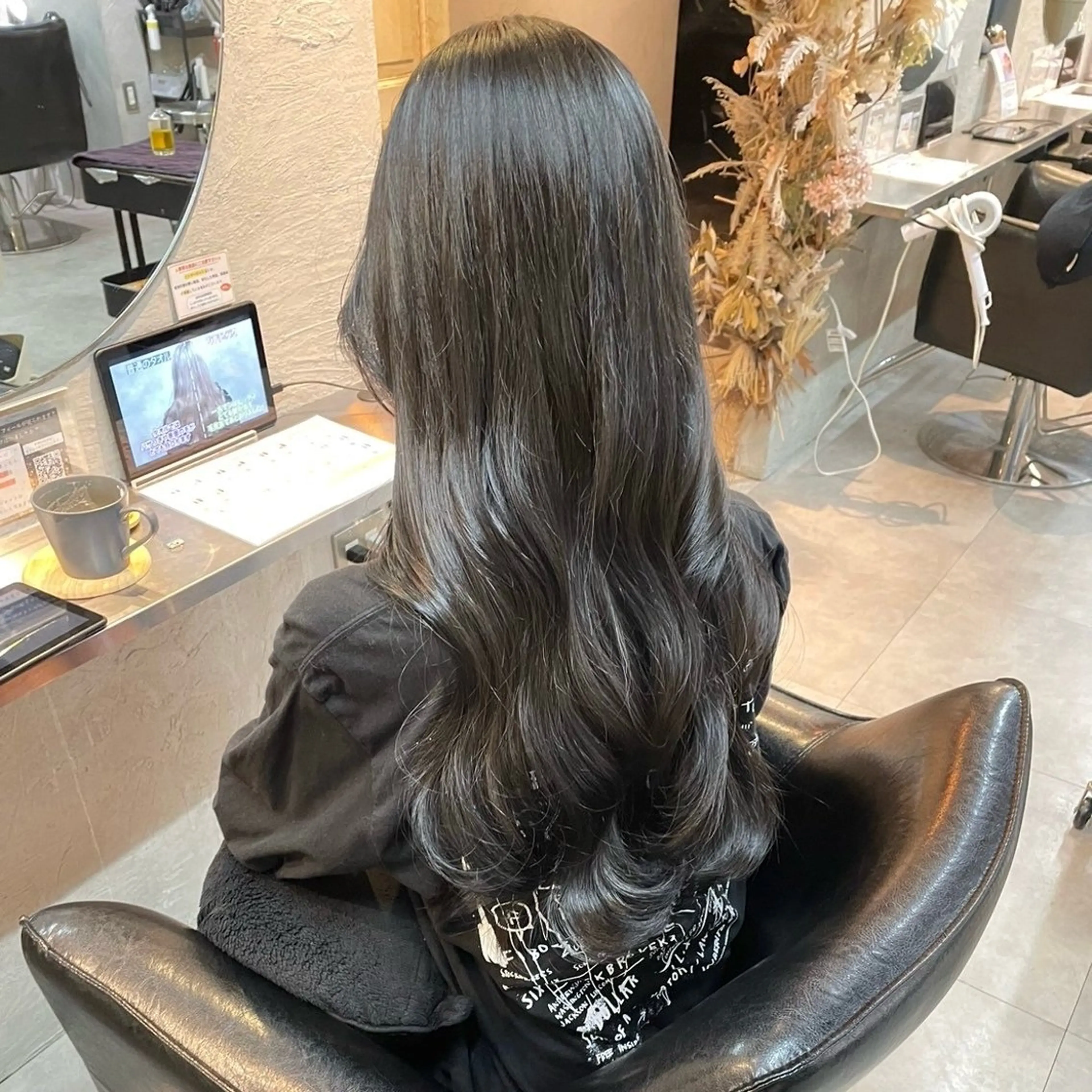 カラー こうら かすみのヘアスタイル