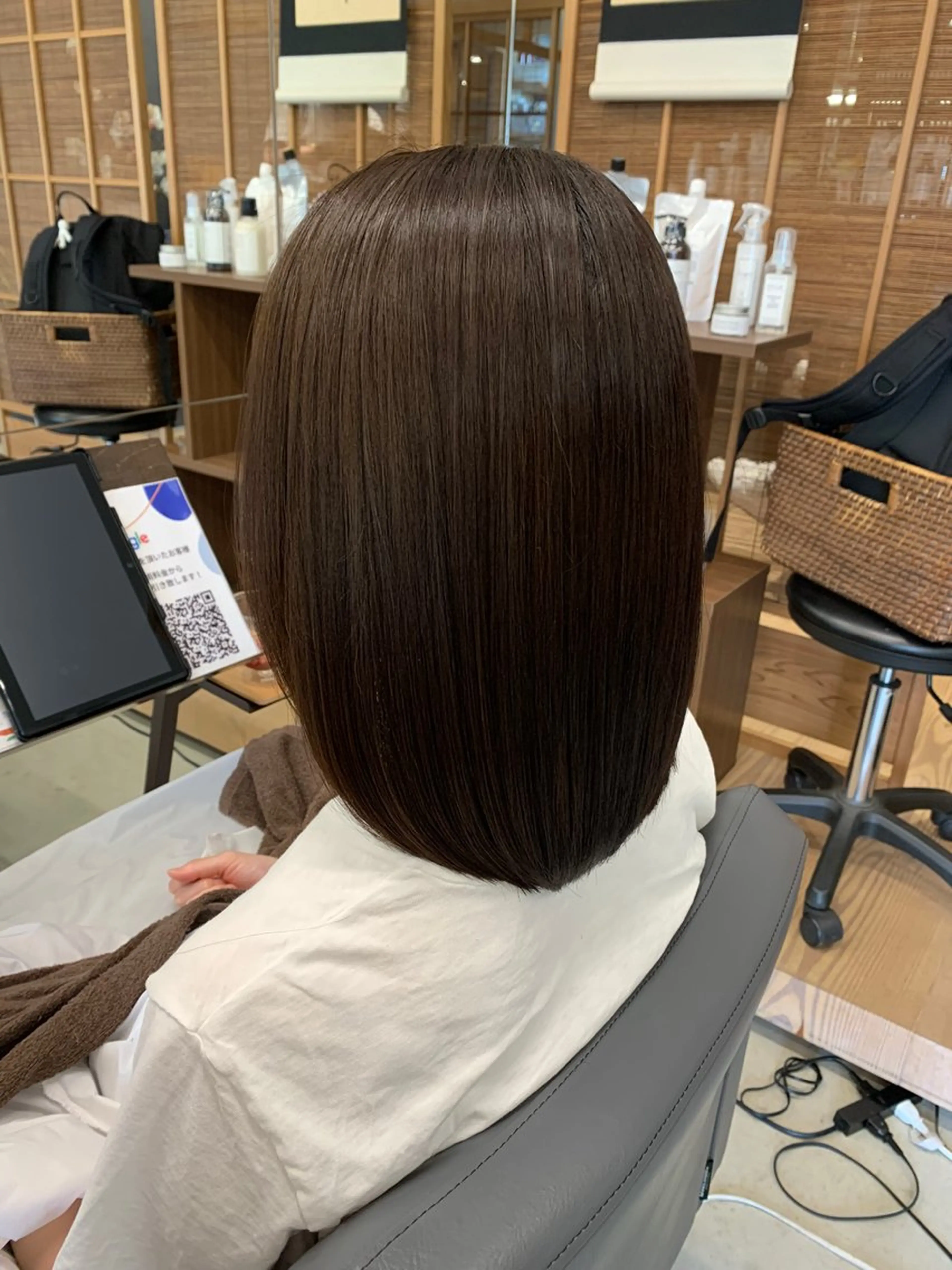 ミディアム 小島 千春のヘアスタイル