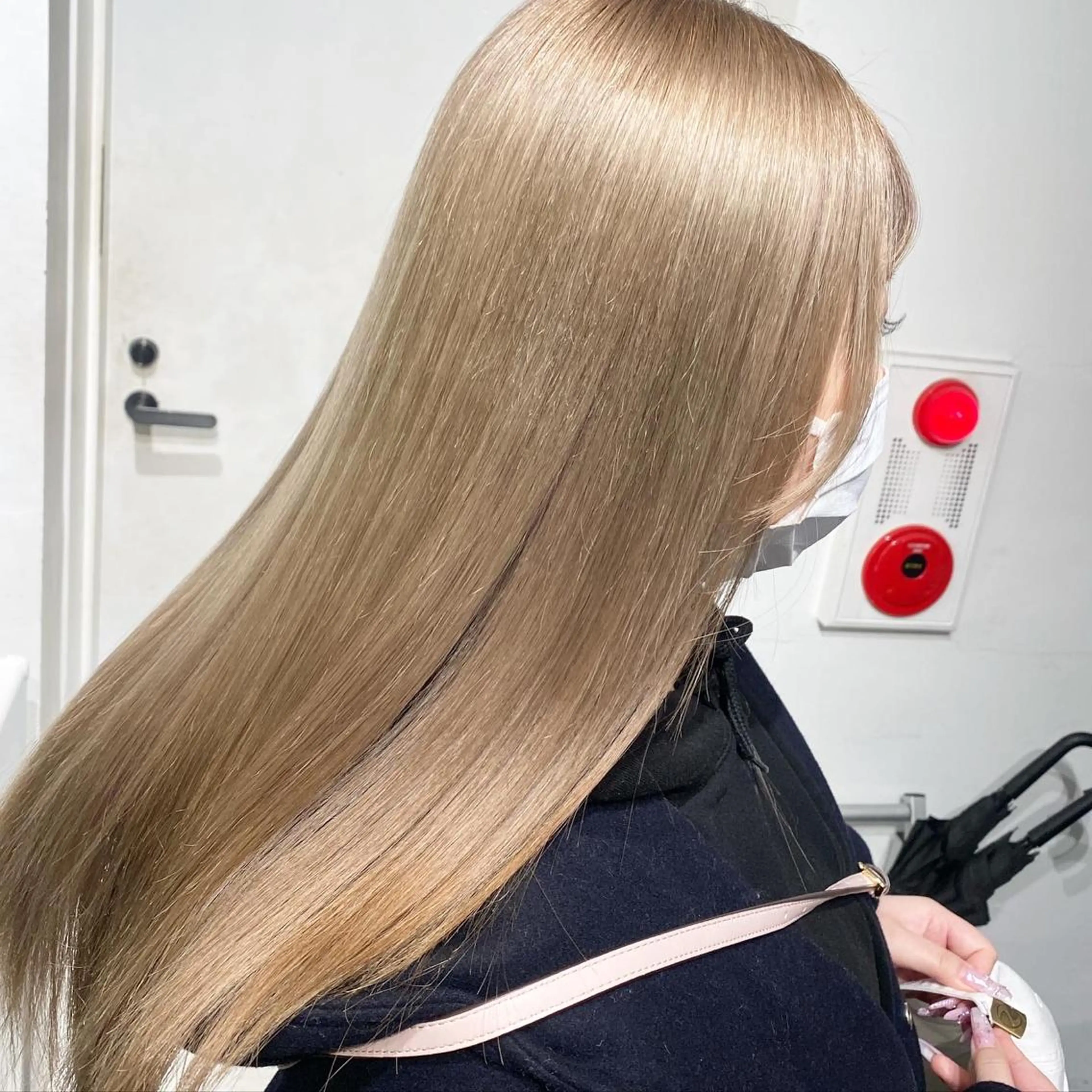 ロング カラー ヘアカラー トリートメント 🎀ミカ/レイヤー/ 韓国ヘア/原宿🎀のヘアスタイル