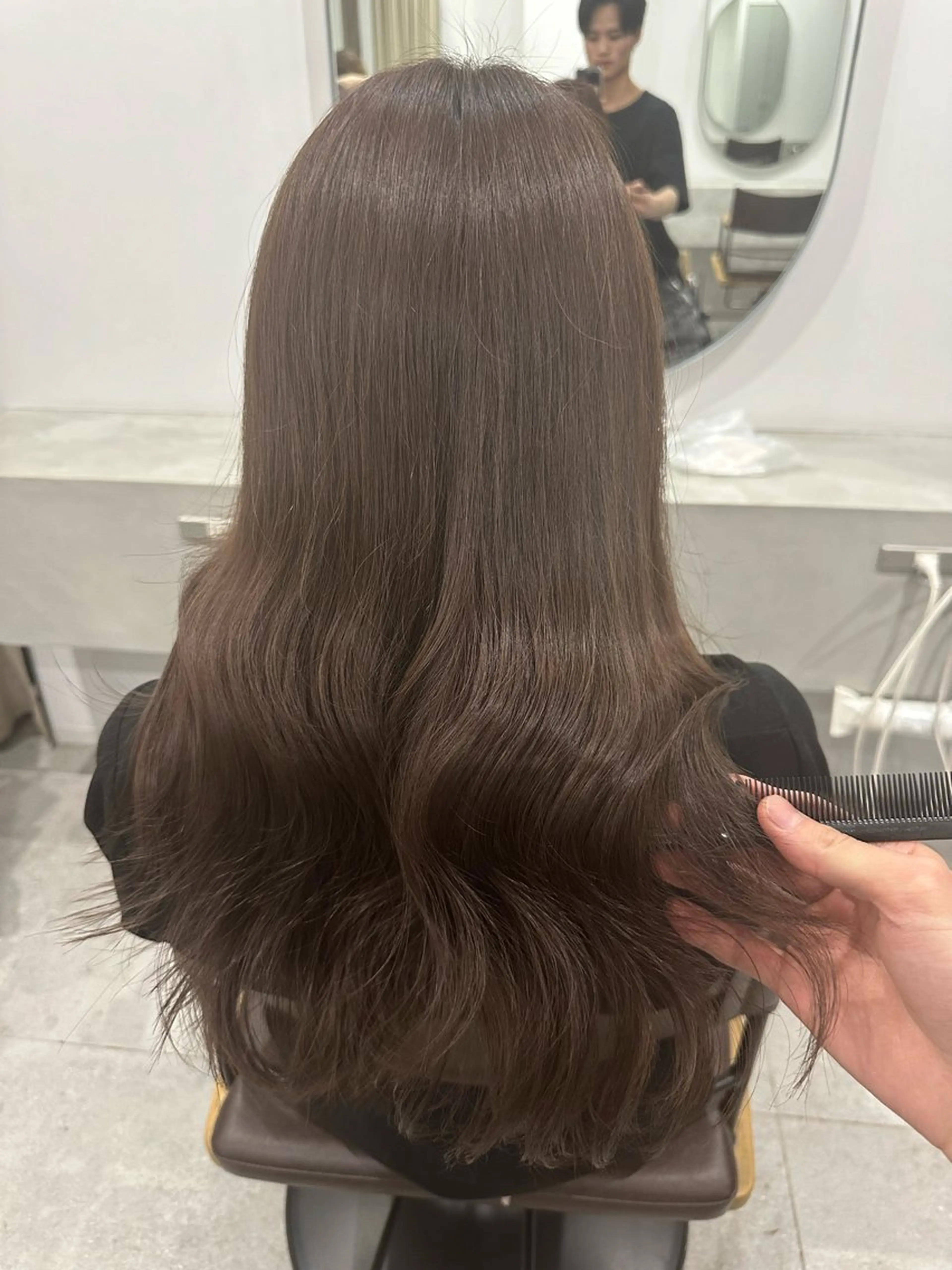 セミロング カラー ヘアカラー トリートメント シガ ミクトのヘアスタイル