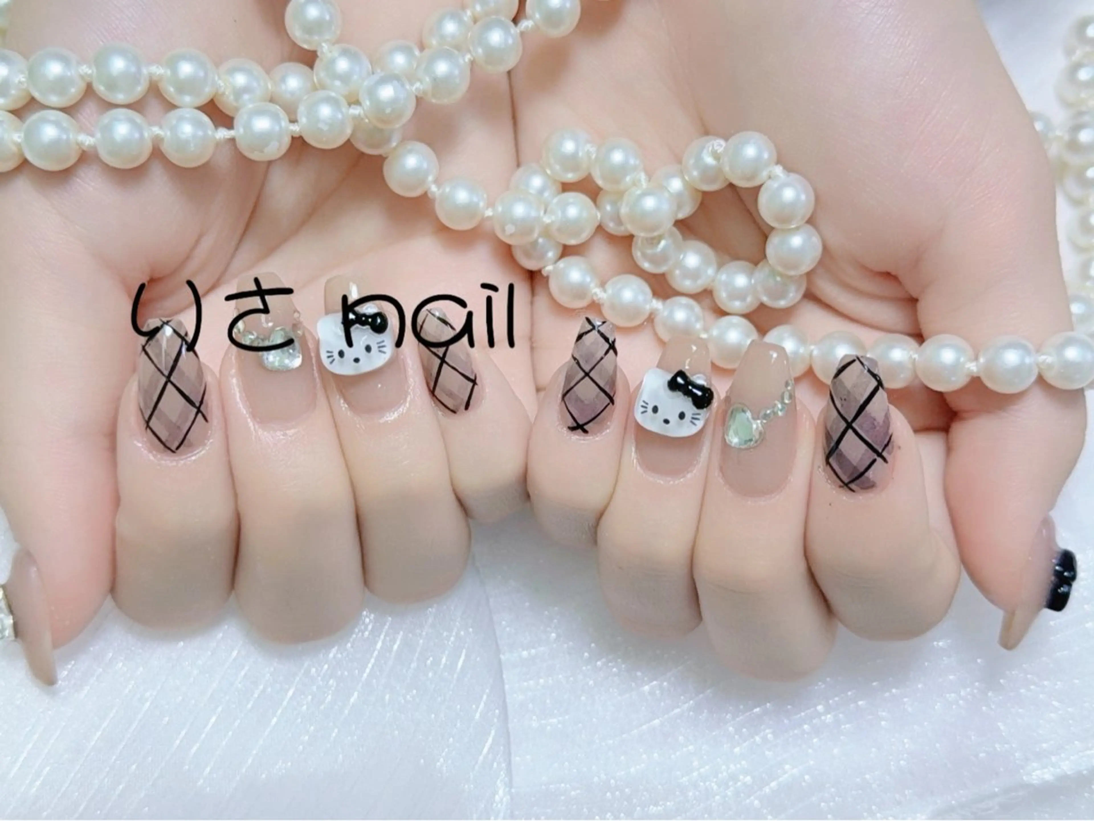ネイル ハンドネイル リ サのネイルデザイン