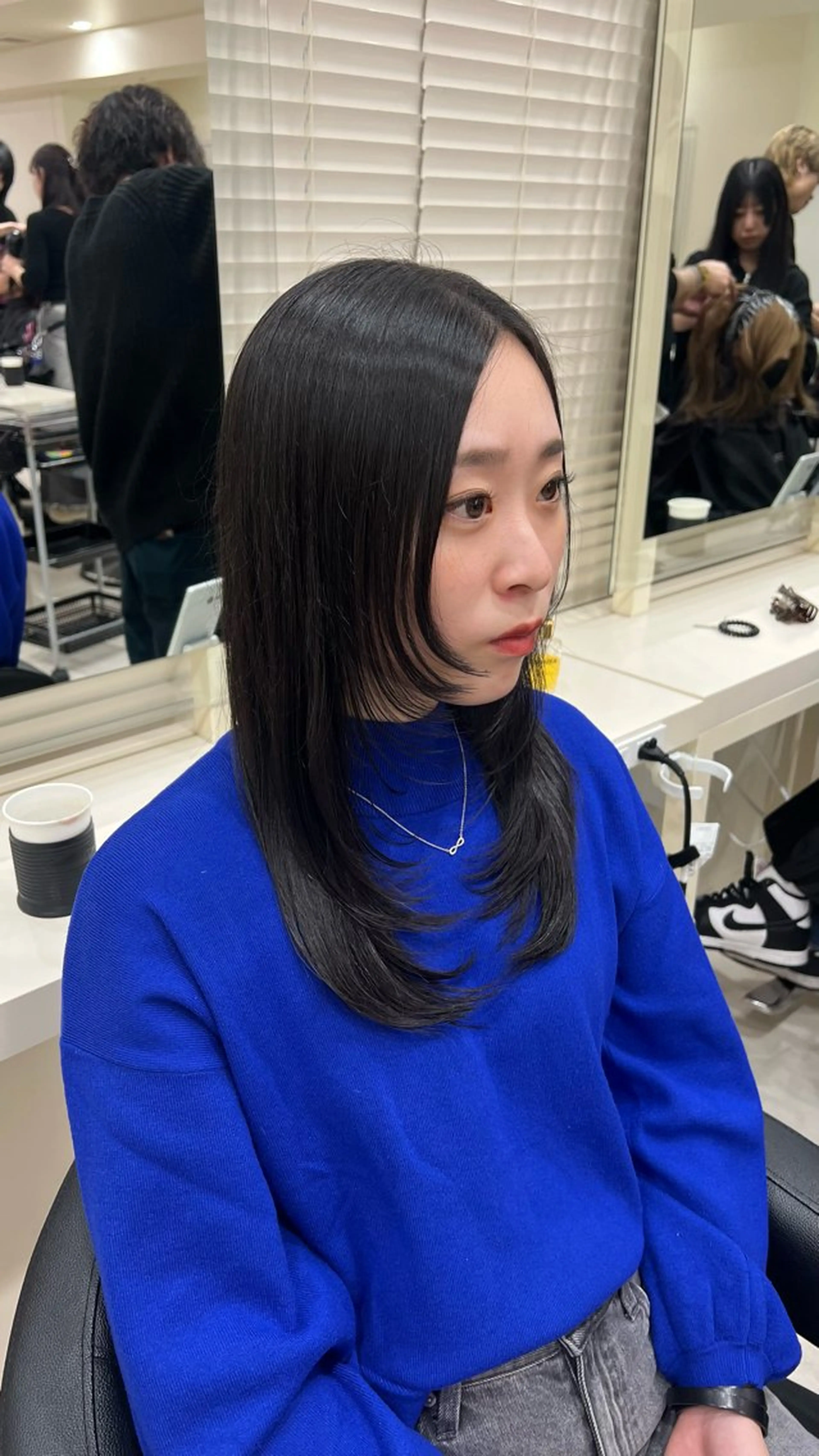 セミロング カラー ヘアアレンジ 韓国レイヤー&ピンク 艶髪🩶maikoのヘアスタイル