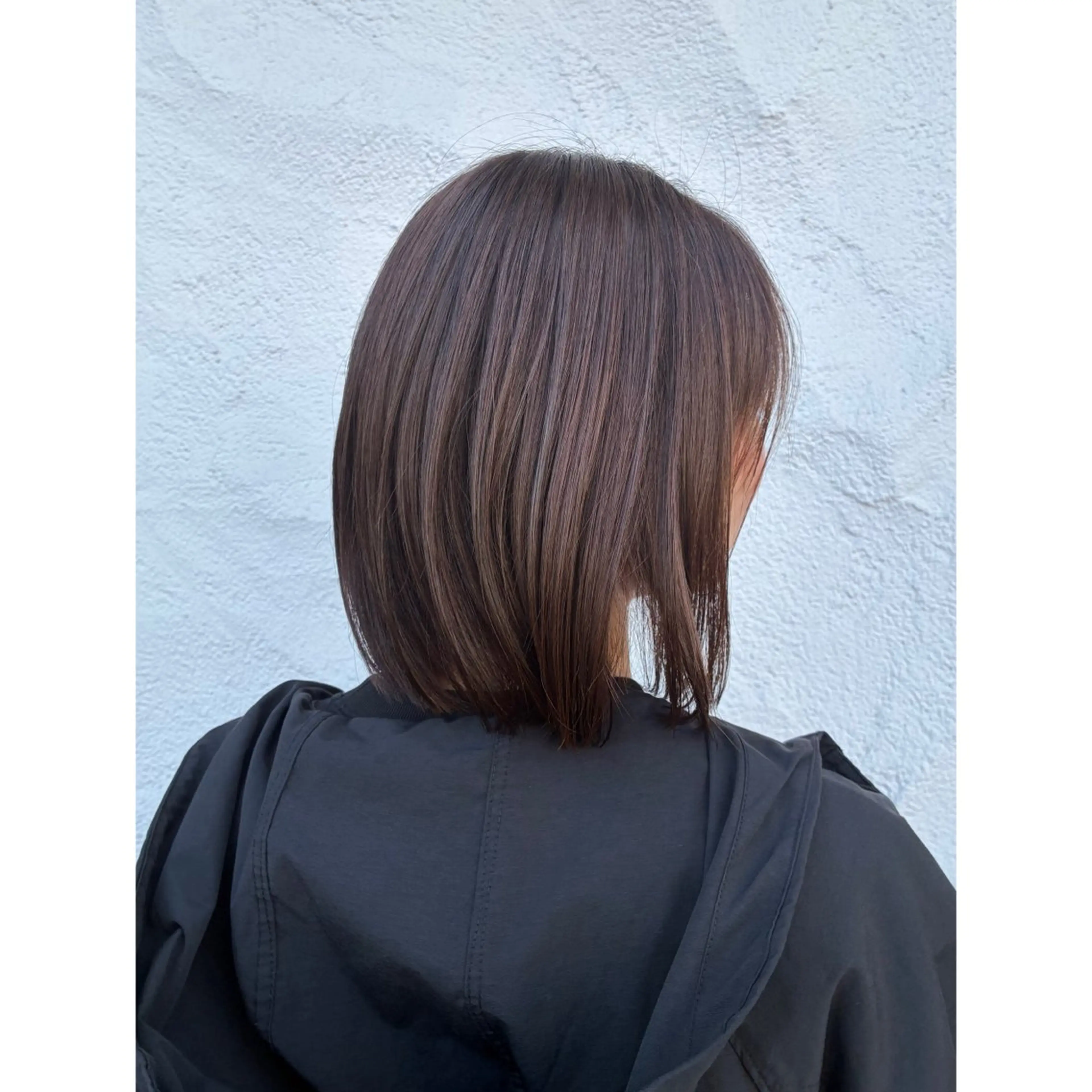 ミディアム 🪞Kana｜透明感 カラー × 髪質改善のヘアスタイル
