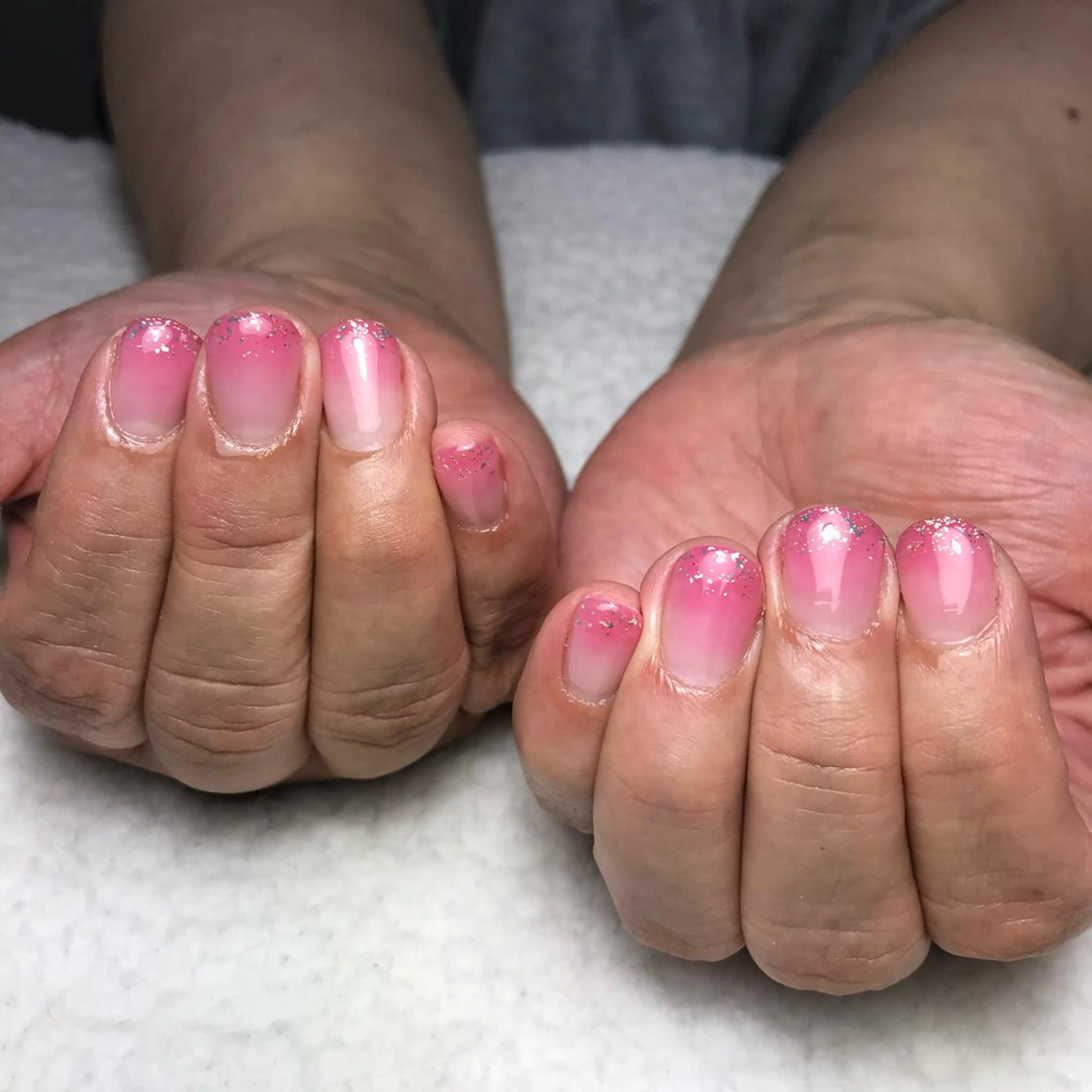 ネイル グラデーション ラメ(グリッター) ピンク ハンドネイル COCO +のエステ・リラクイメージ