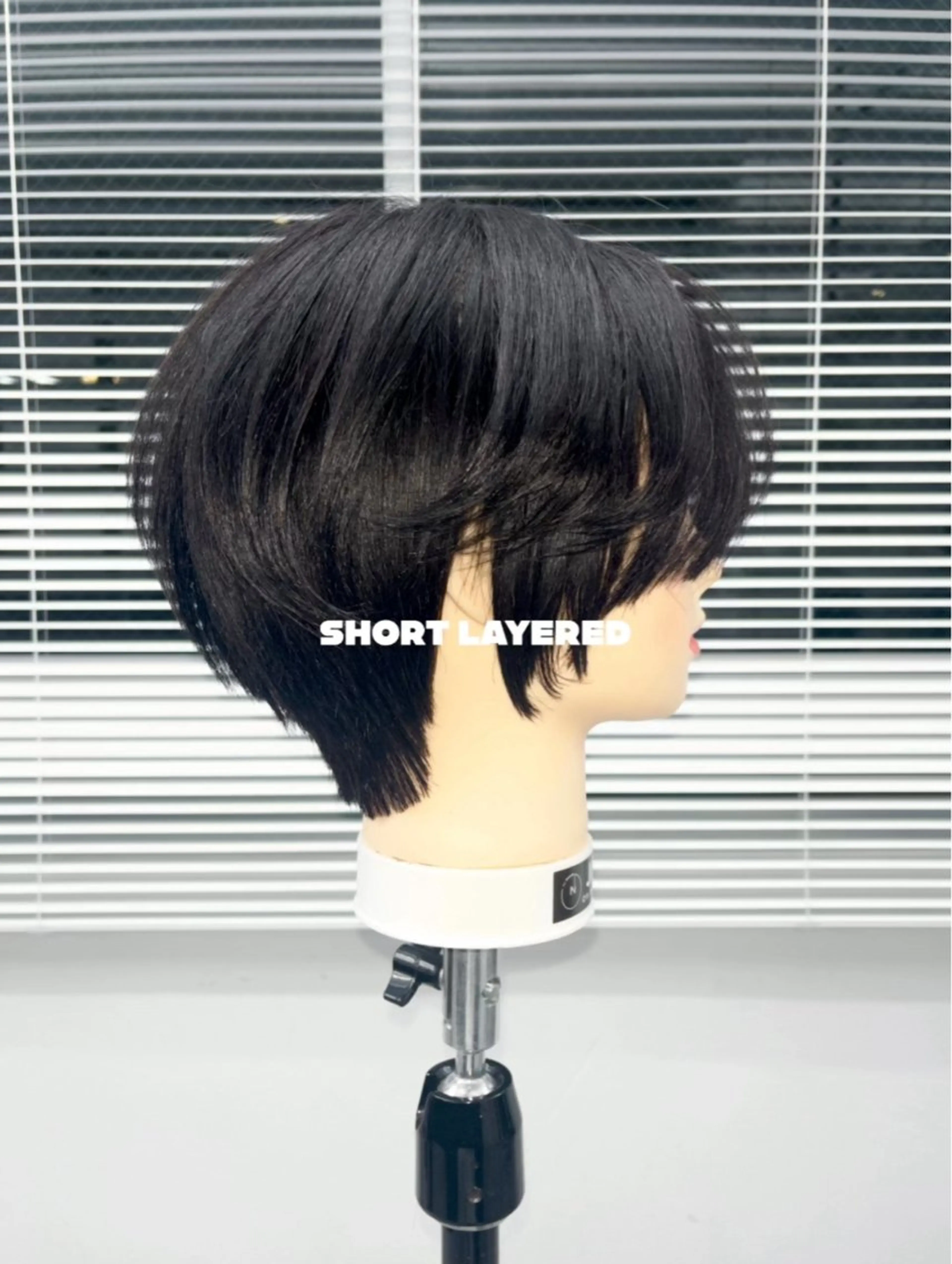 ショート カット トリートメント kosoraレイヤー ハイトーン/デザインのヘアスタイル