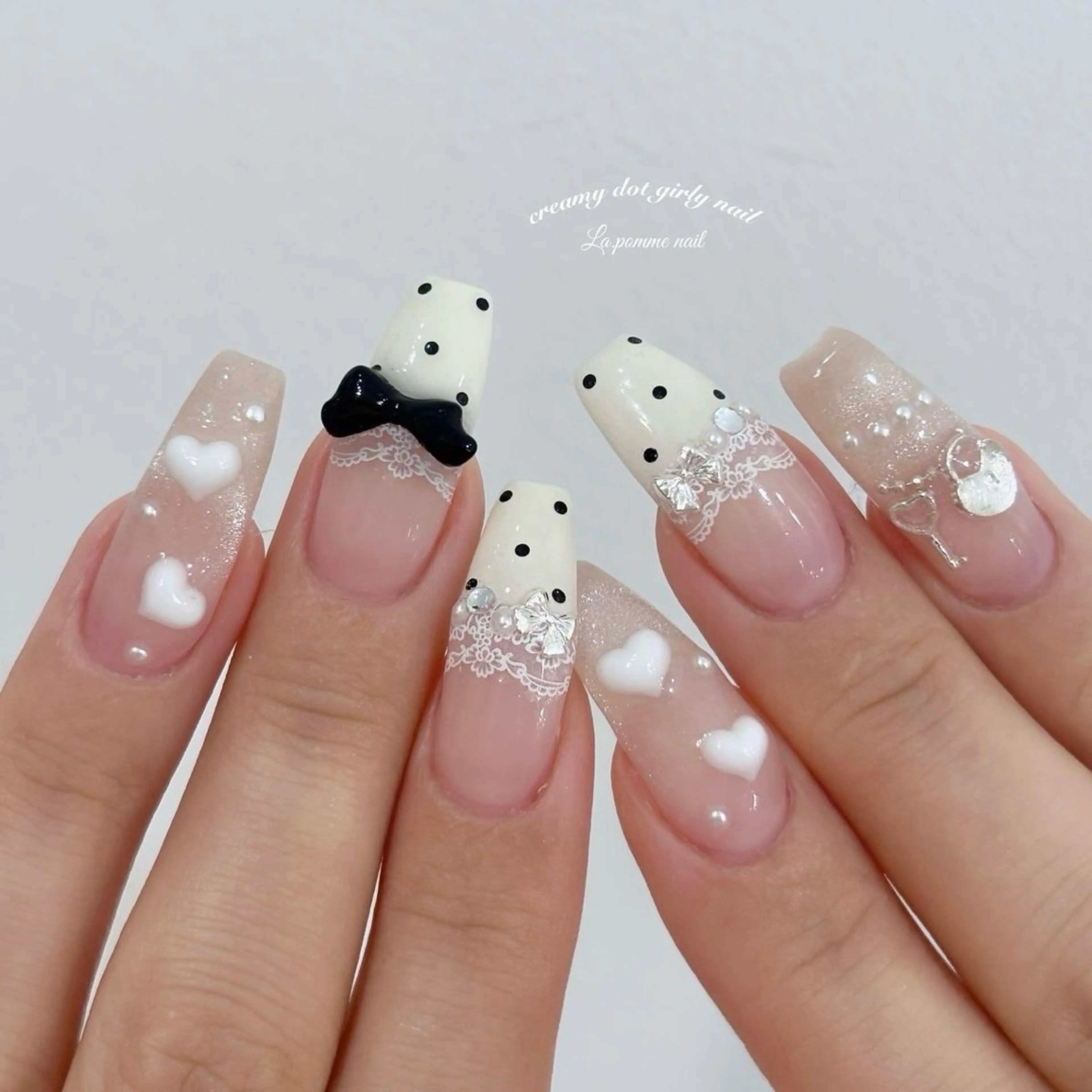 ネイル フレンチネイル キラキラネイル 韓国ネイル シンプルネイル ワンホンネイル ハンドネイル MEI Nailのネイルデザイン