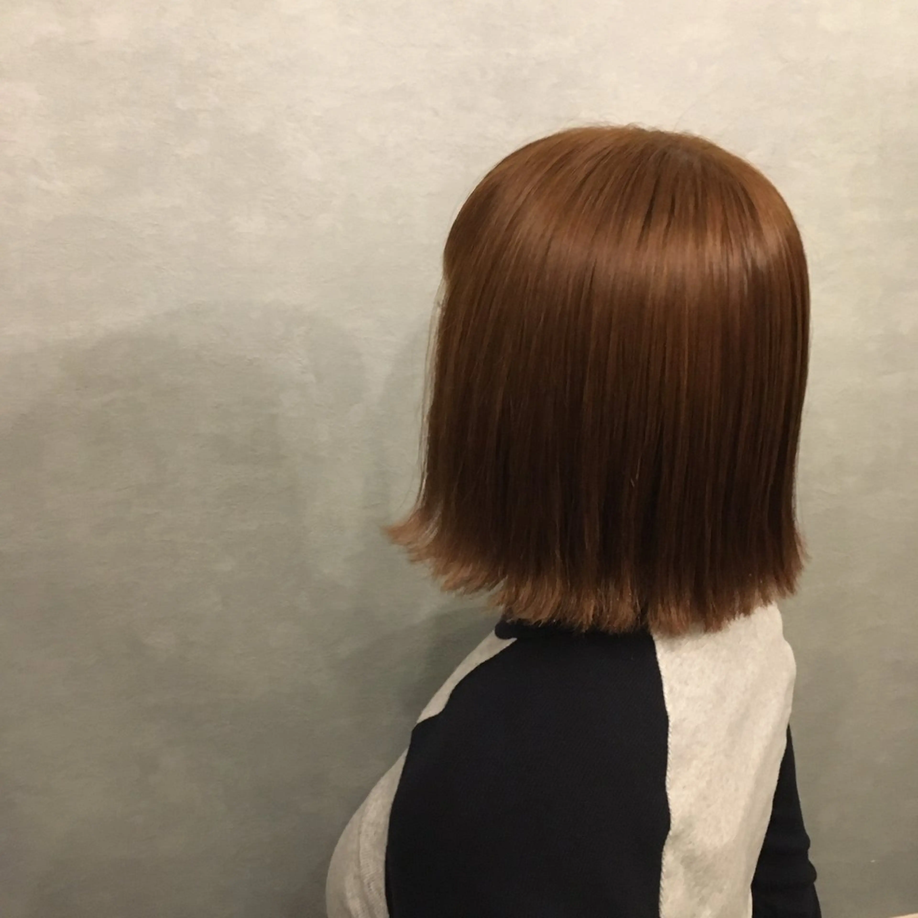 ショート カラー ブリーチ ブリーチなしカラー Nagumo Mizukiのヘアスタイル