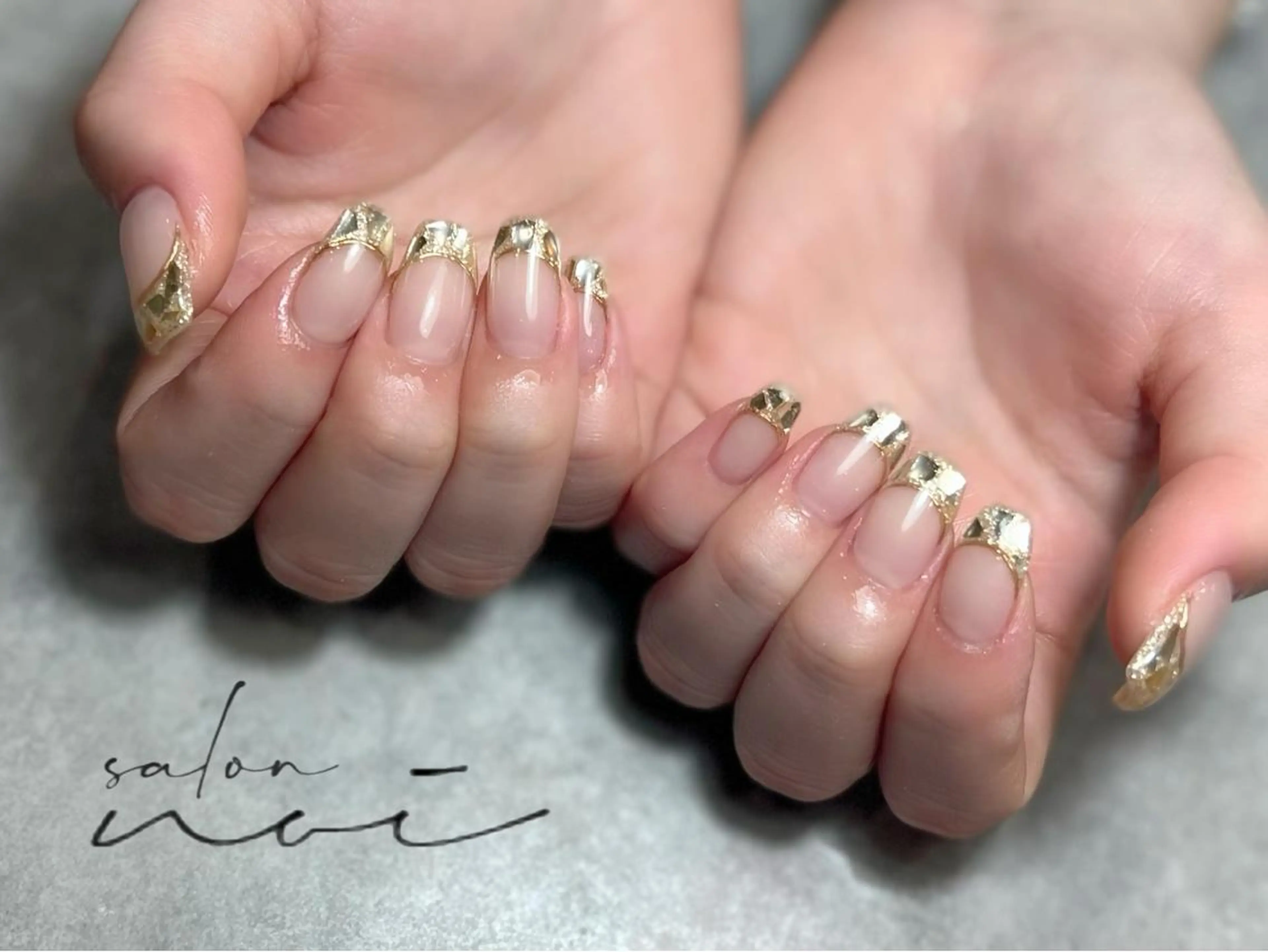 ネイル フレンチネイル ガラスフレンチ ハンドネイル salon noi所属・salon noiのネイルデザイン