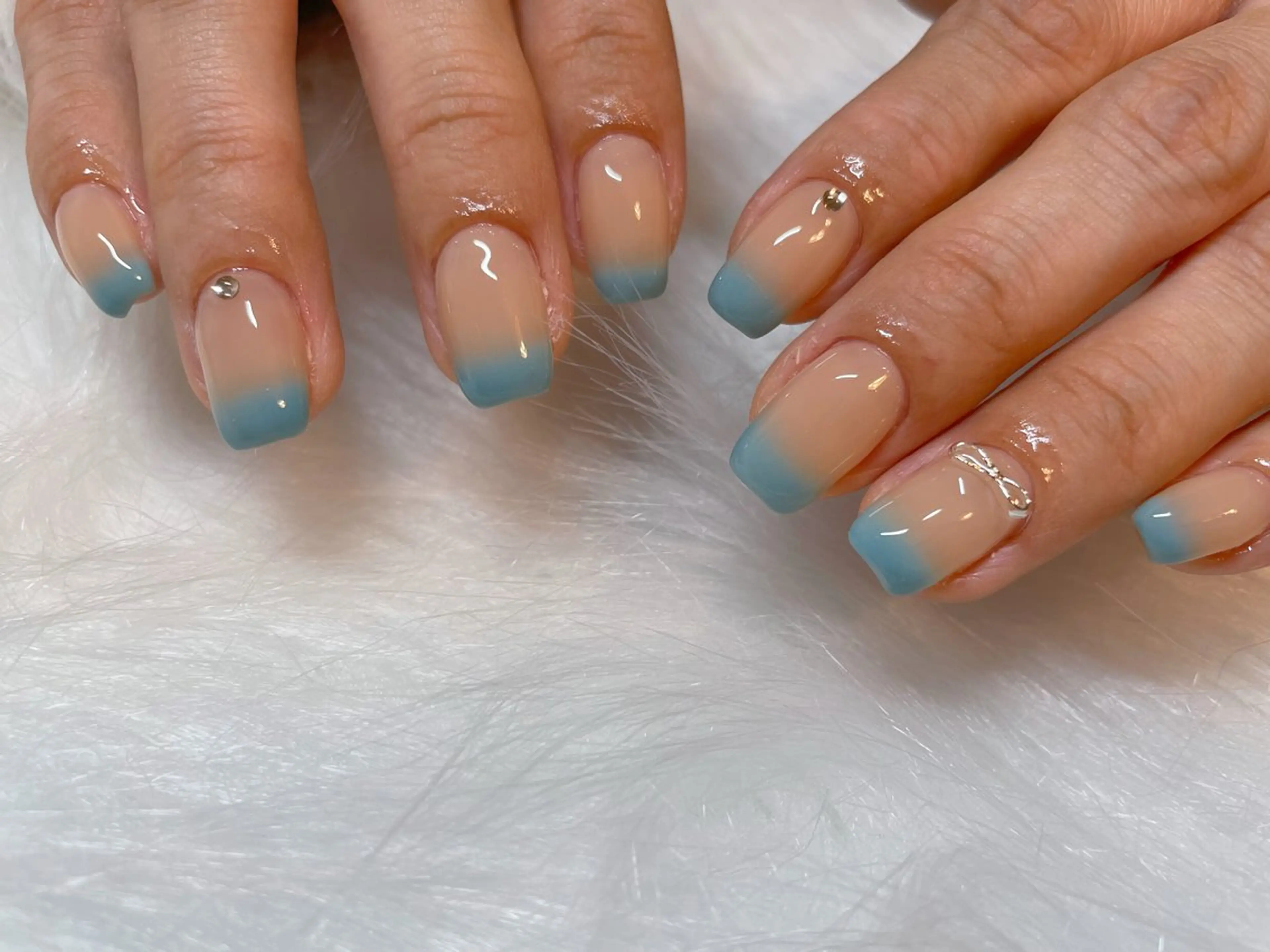 ネイル グラデーション ハンドネイル エン Nail salonのネイルデザイン