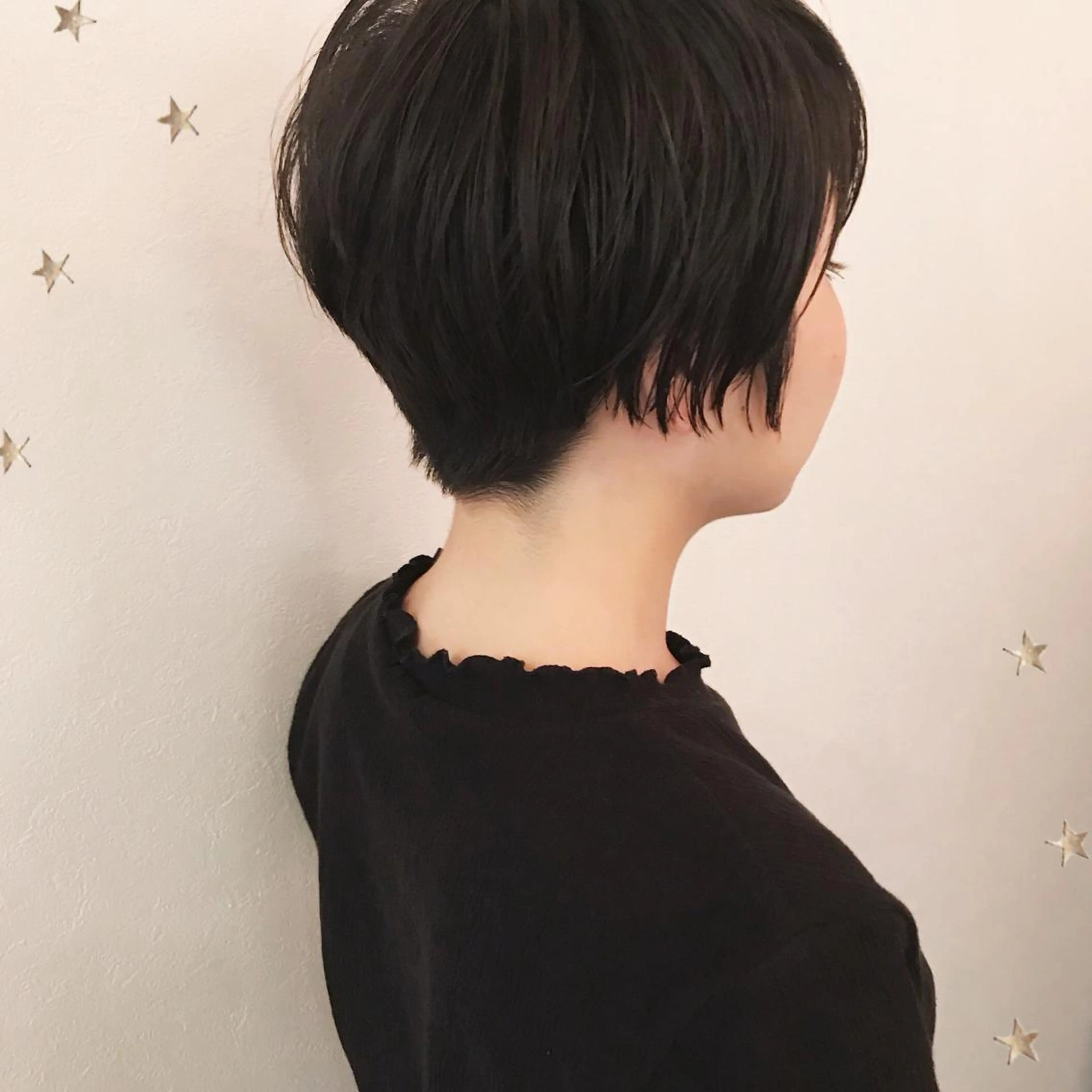 ショート 市川 千夏のヘアスタイル