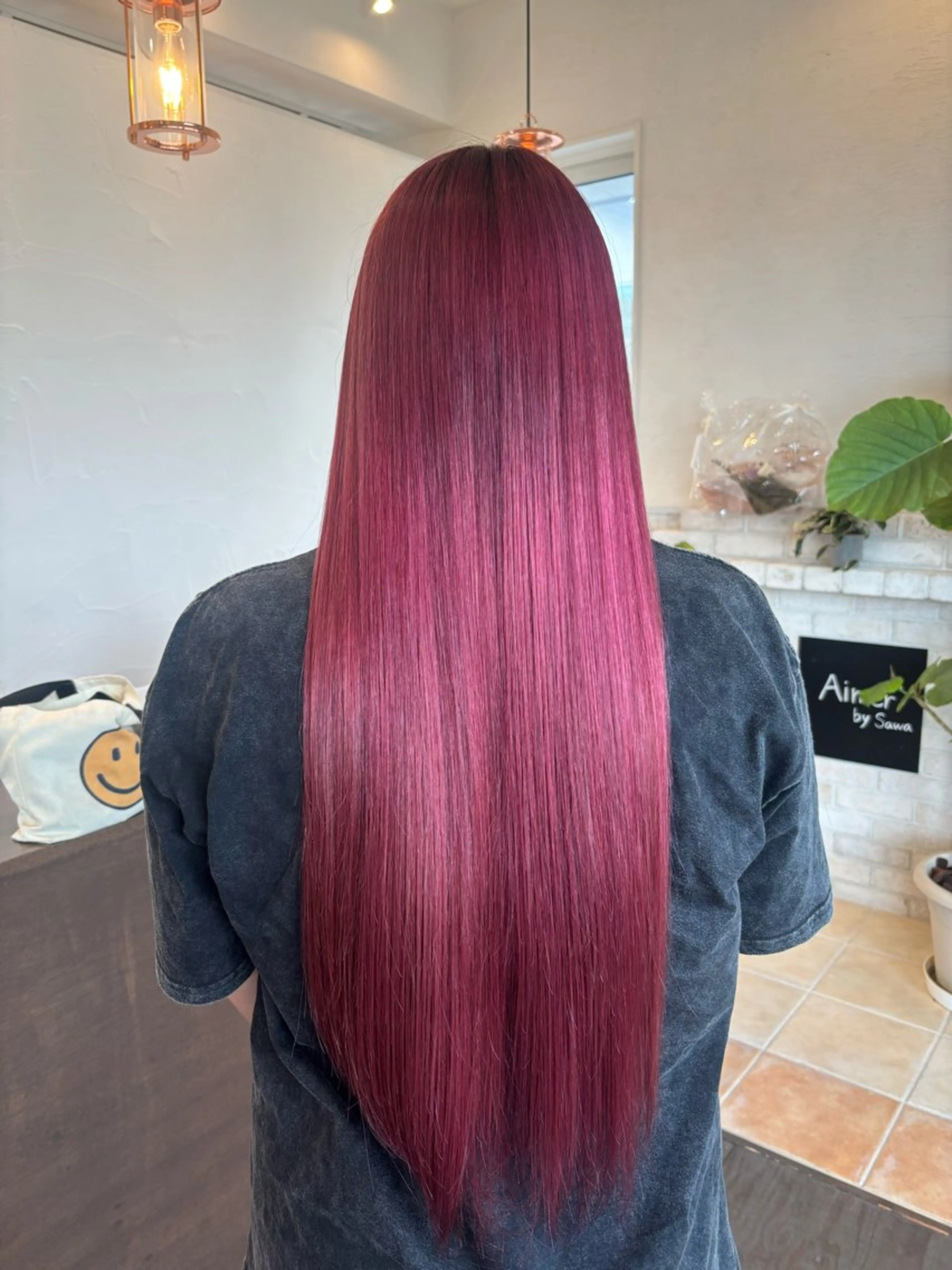 ロング カラー ハイトーンカラー 高山 愛来のヘアスタイル