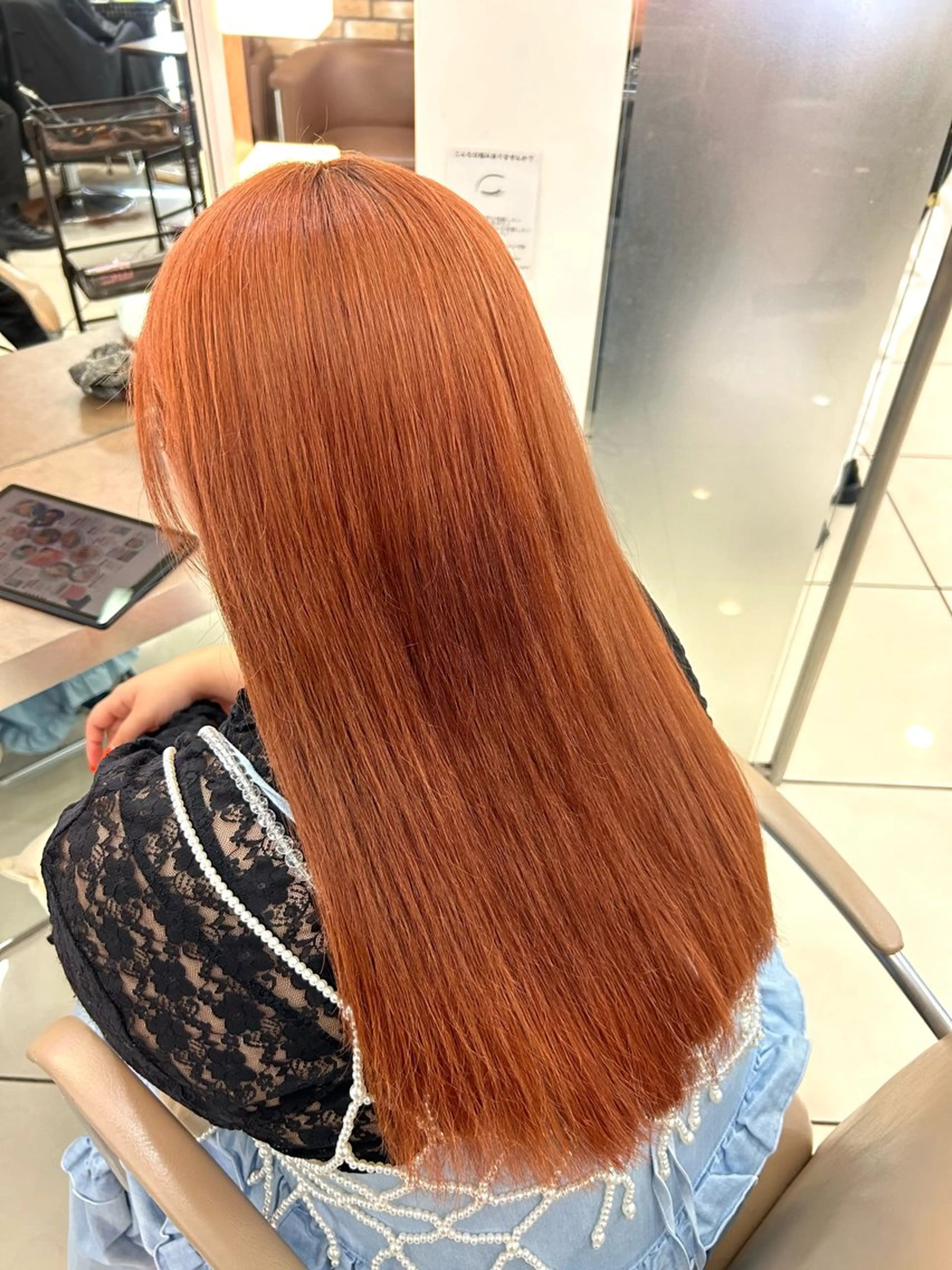 カラー オレンジ ハイトーン👱‍♀️ エクステ/彩花のヘアスタイル