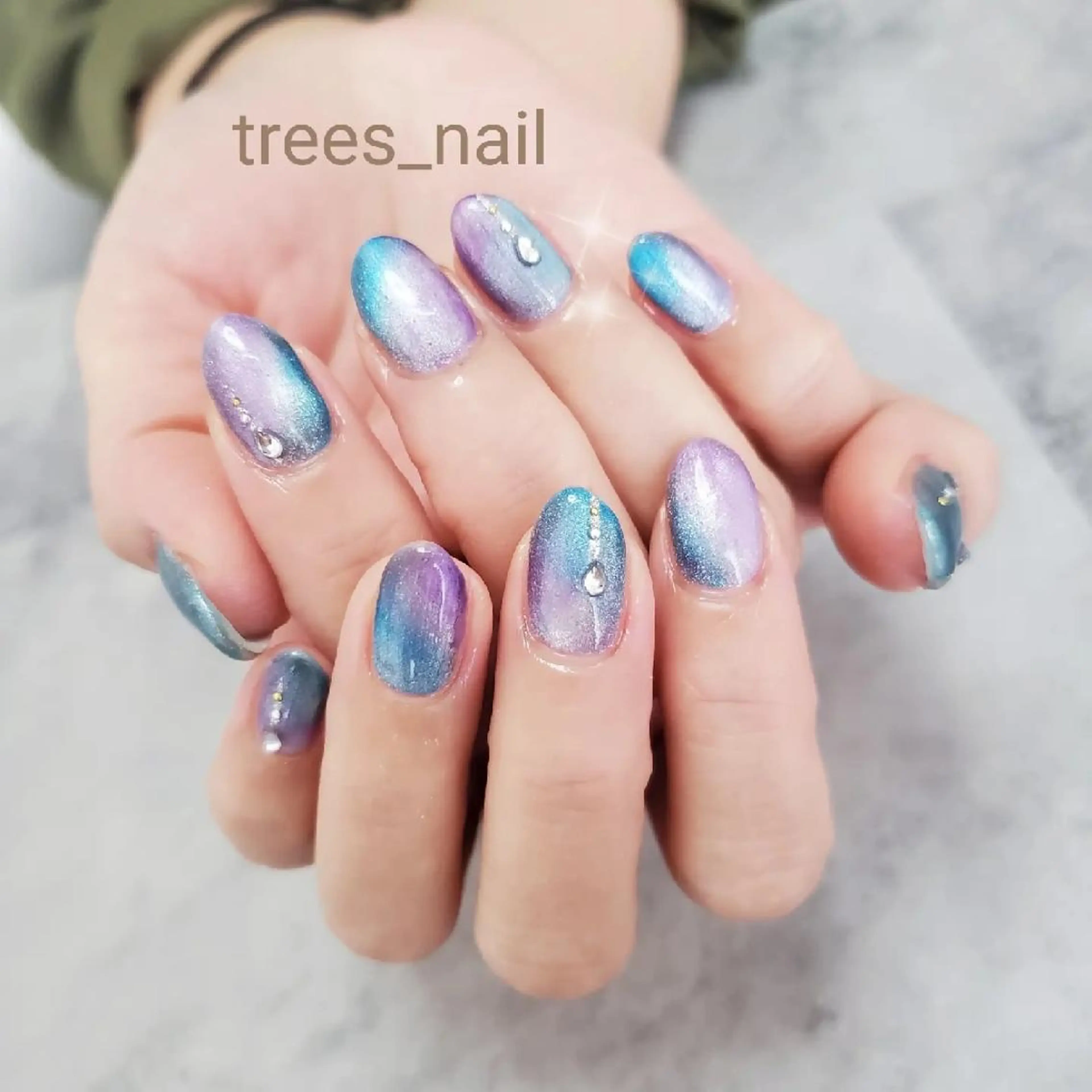 ネイル ブルー マグネットネイル パープル ハンドネイル フットネイル trees_ nailのネイルデザイン