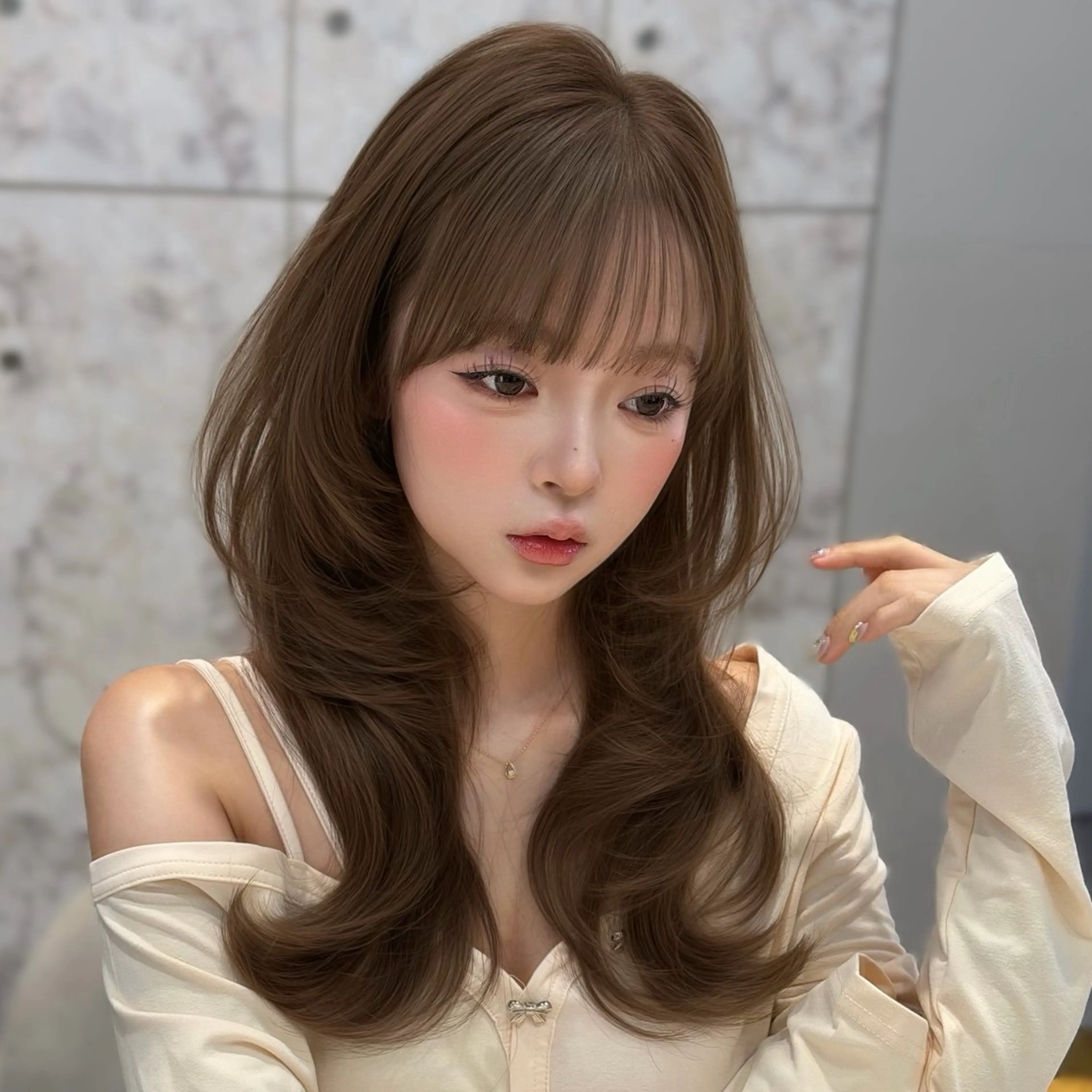 セミロング カラー 新宿/韓国風レイヤー 髪質改善/渋谷直樹のヘアスタイル