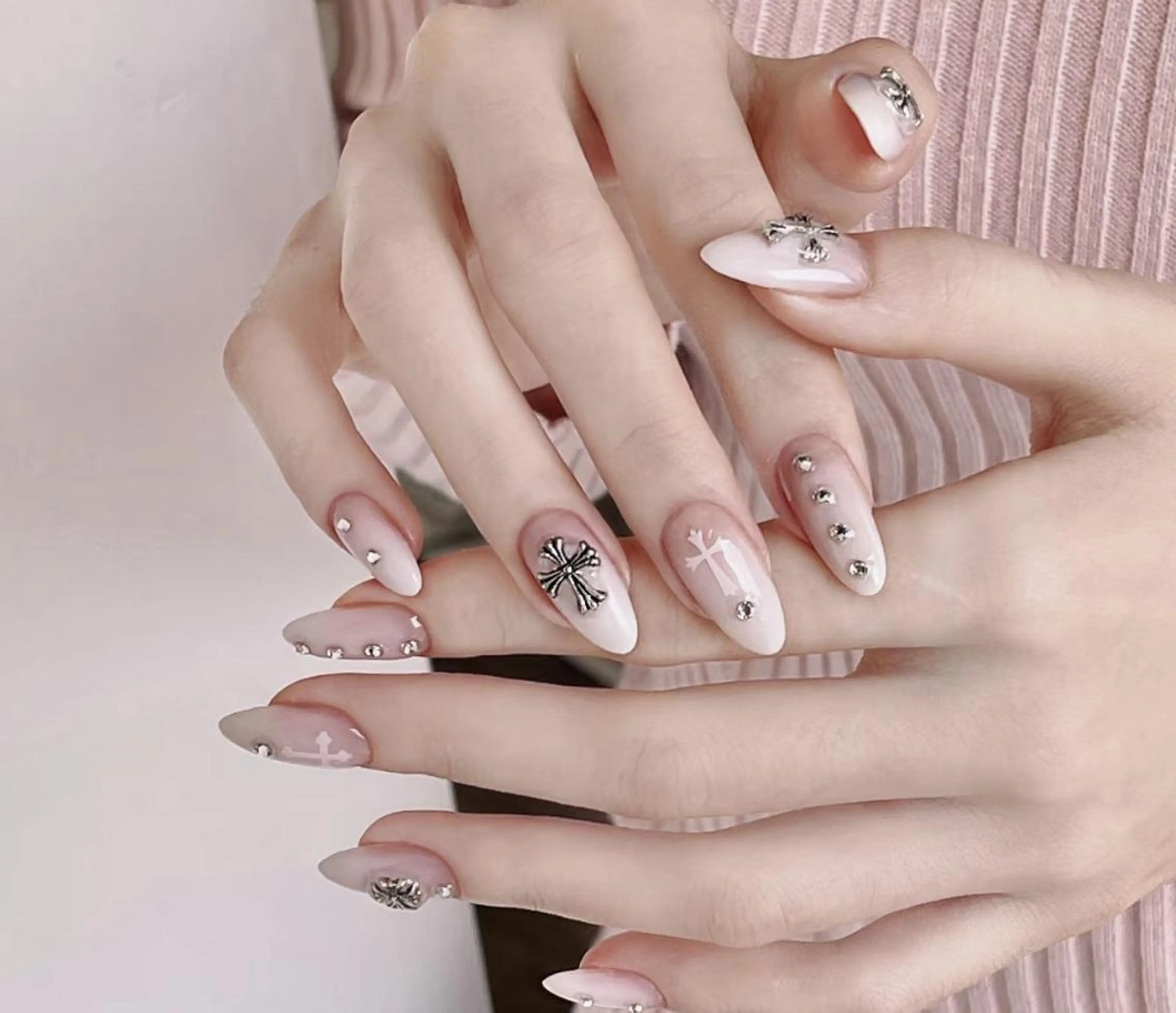 ネイル ハンドネイル 🎀 UU_nailのネイルデザイン