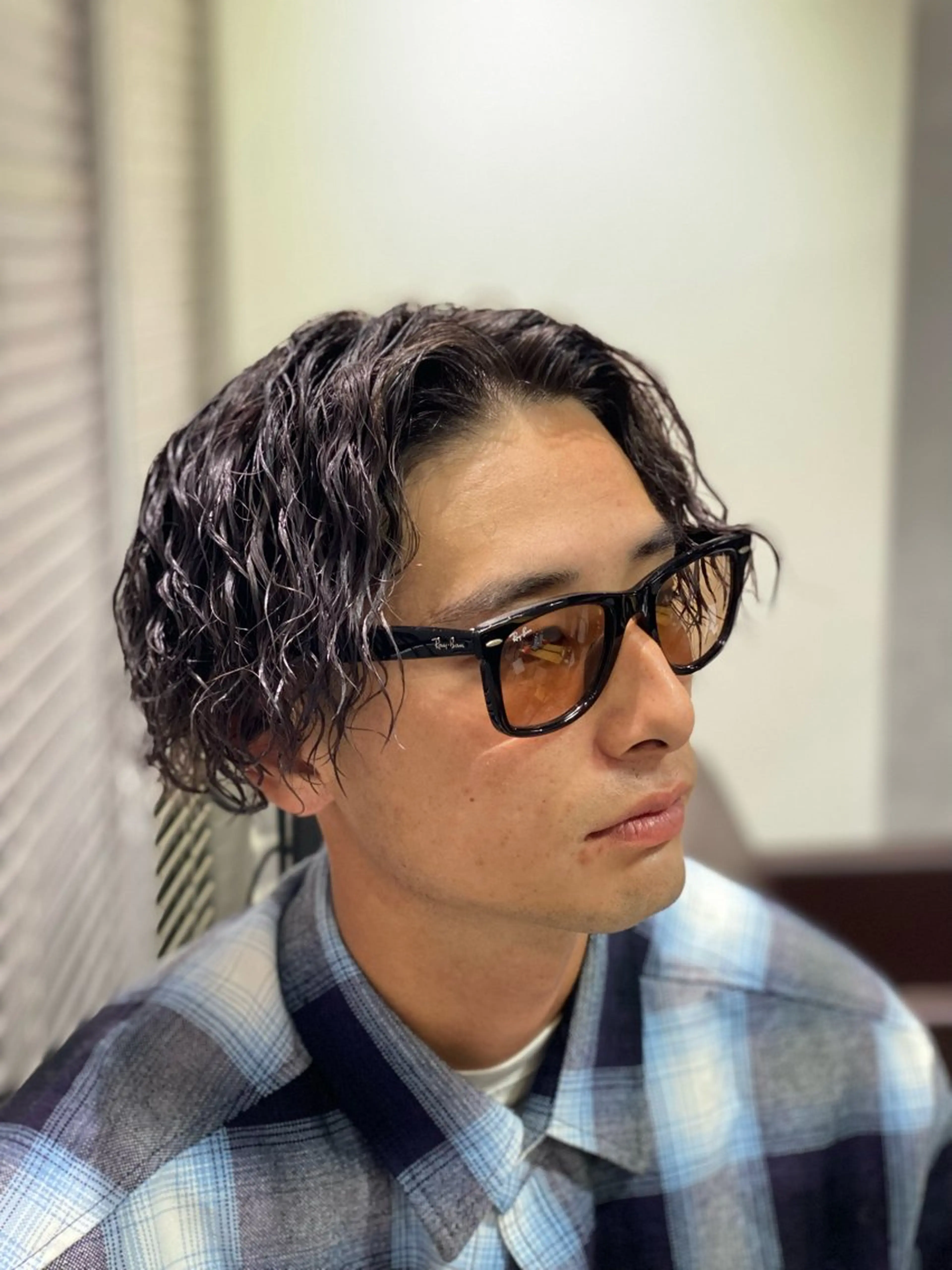 ショート カット パーマ 山影✨バレイヤージュ ハイライト✨メンズ◎のヘアスタイル