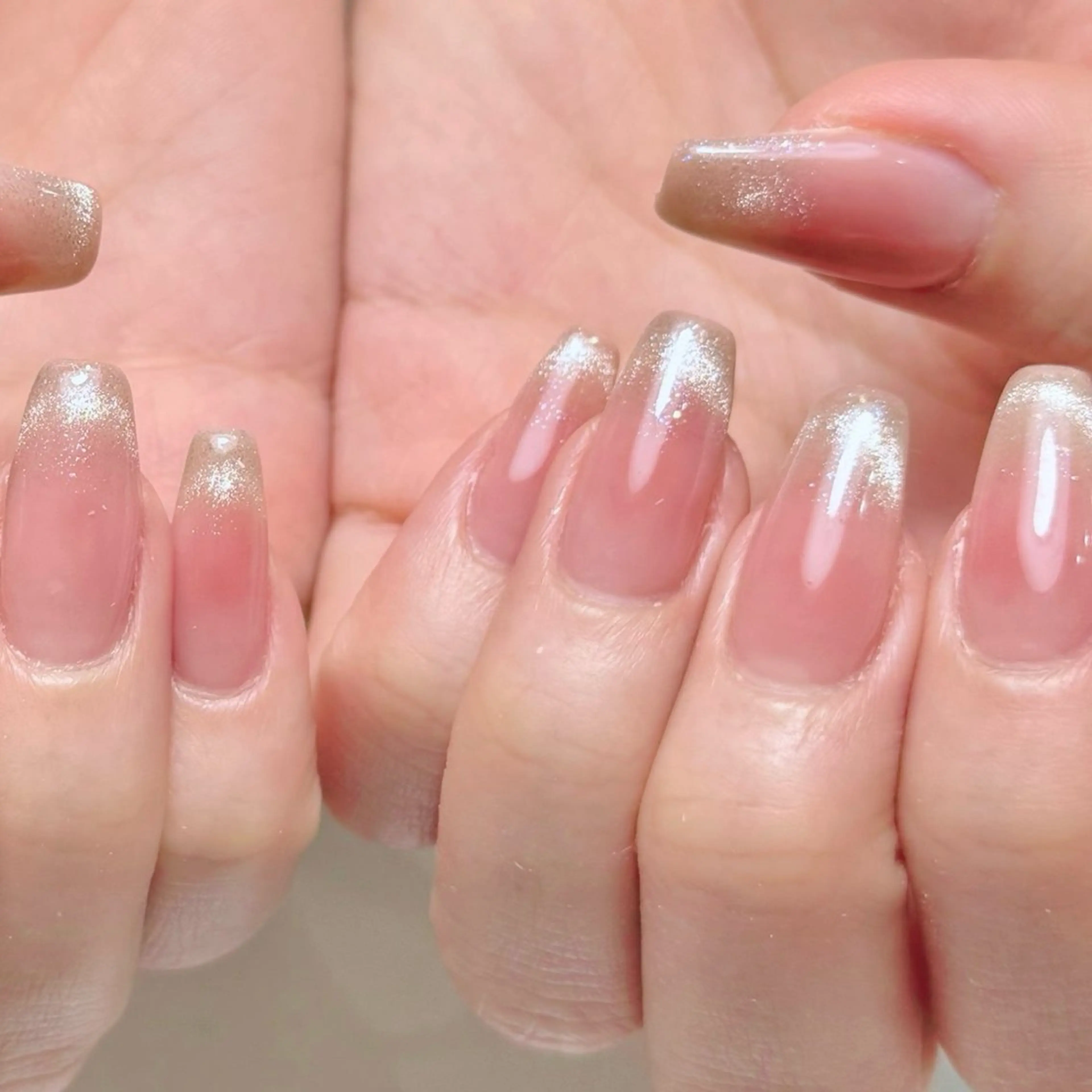 ネイル SAORI🎀 マグネット特化サロンのネイルデザイン