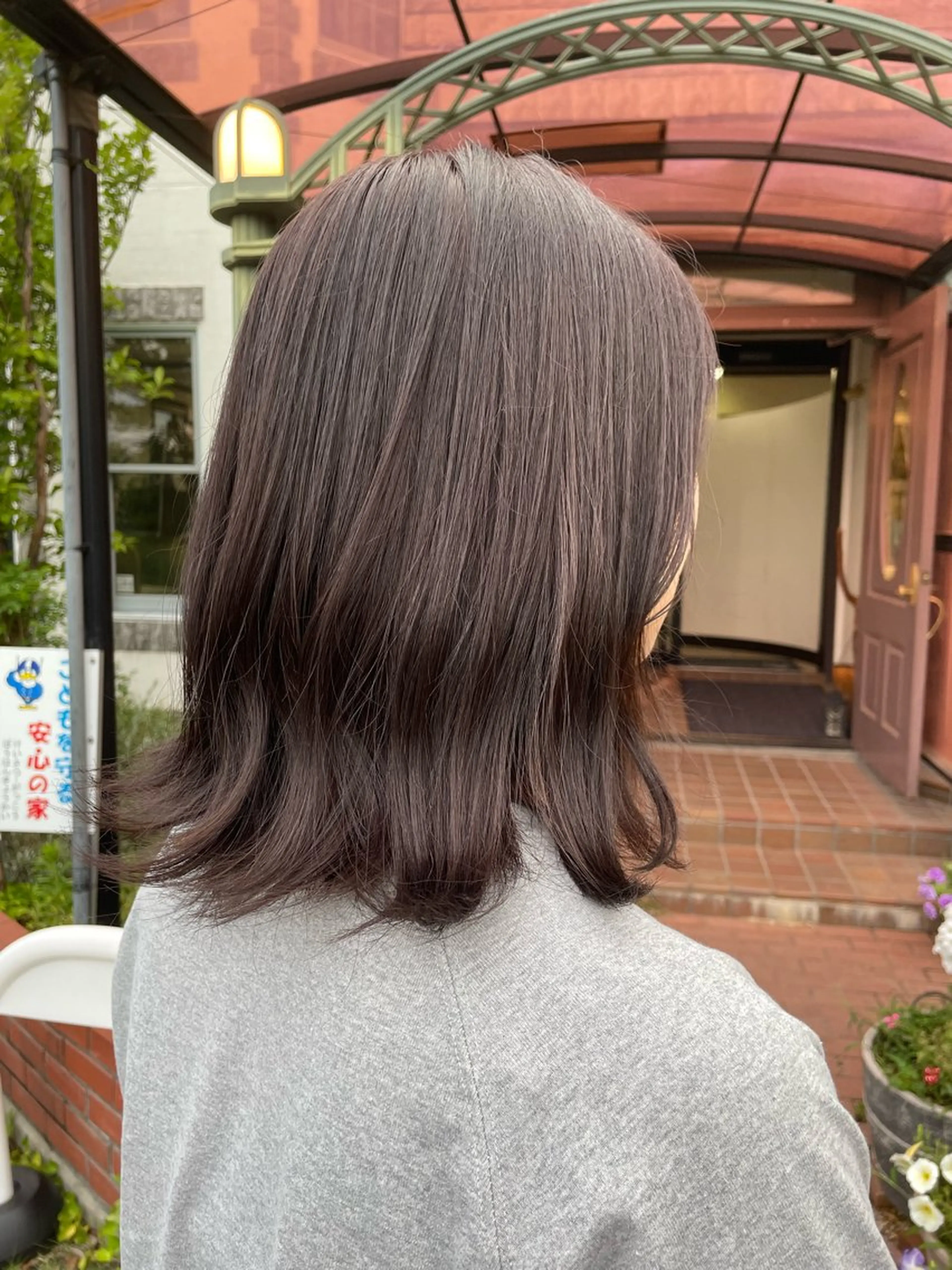 【💖毛先集中補修💖】毛先カット+艶カラー+超音波トリートメント🦋の写真