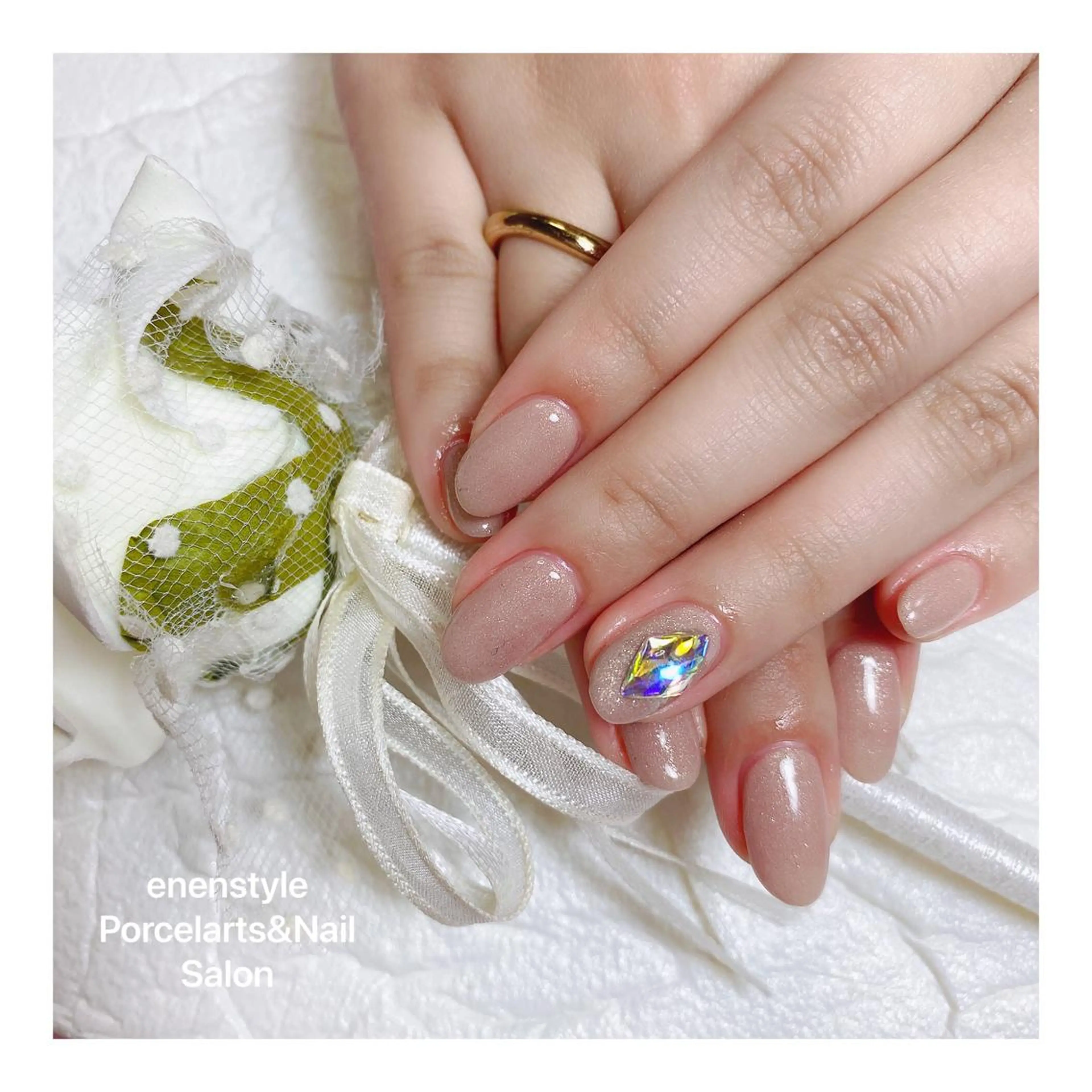 ミディアム ネイル 👑enen style👑のネイルデザイン