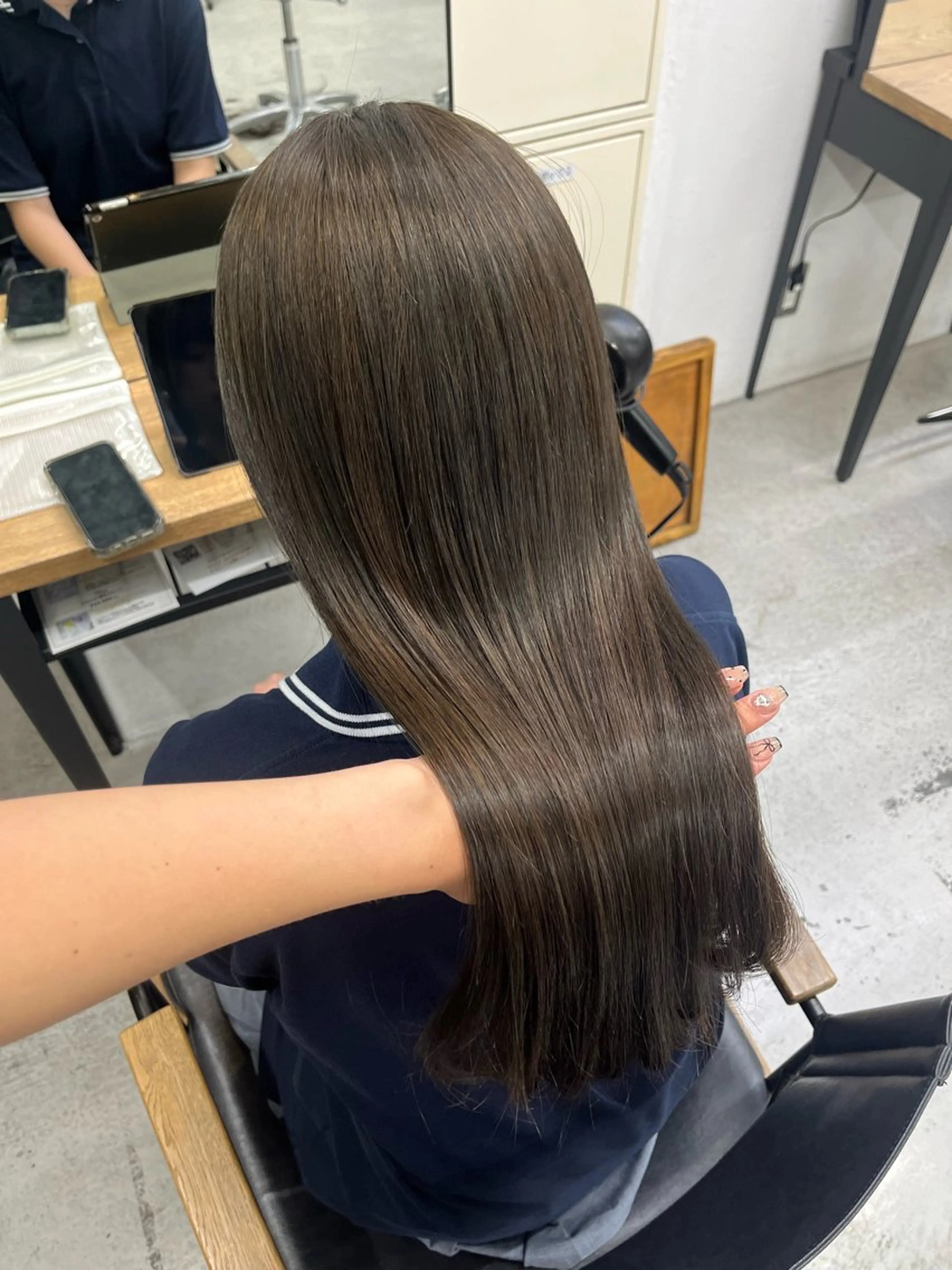 ロング カラー ヘアアレンジ グレージュ オリーブグレージュ オリーブグレー 🫧透明感カラー/ ナルハ🫧のヘアスタイル