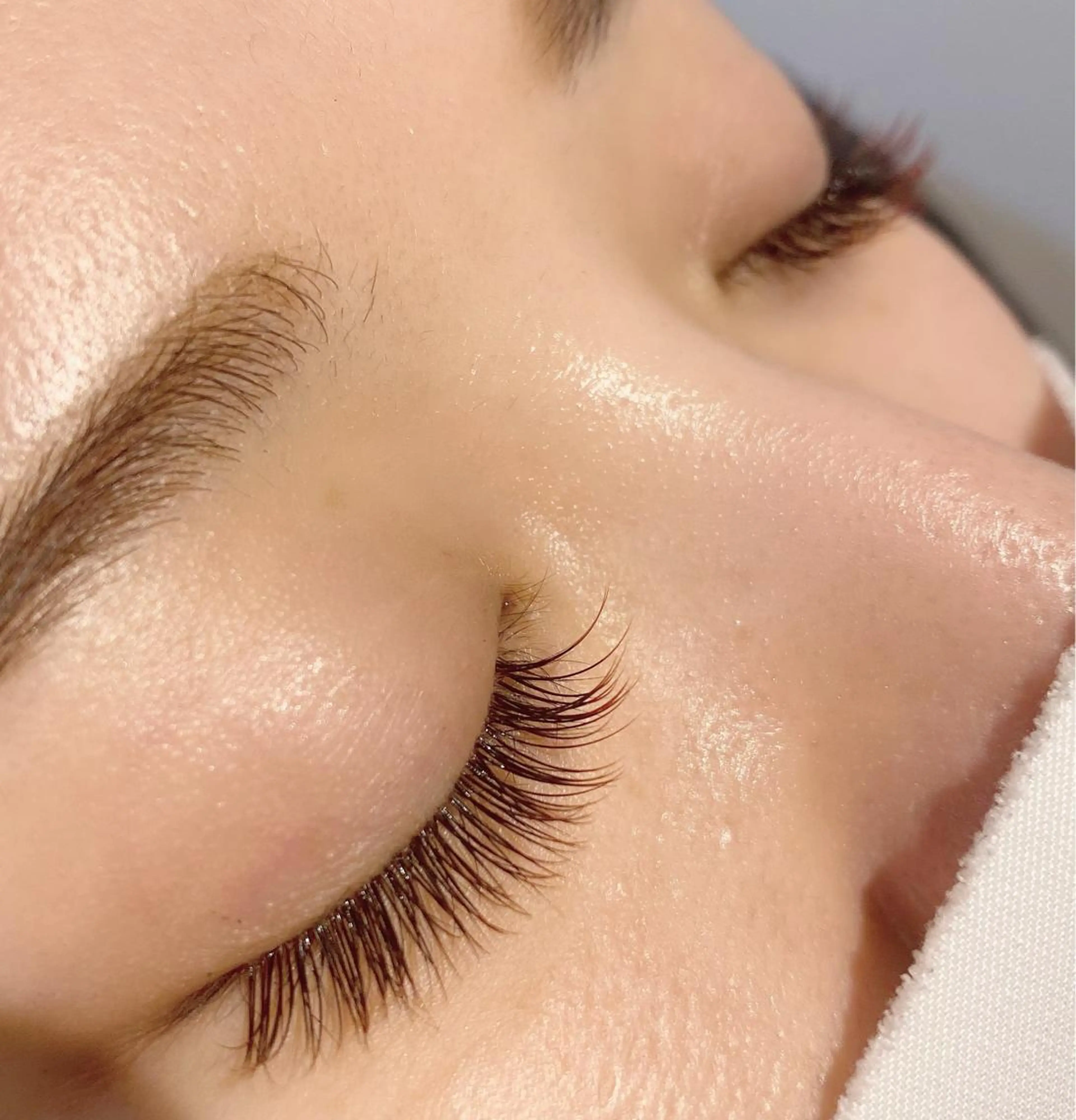 マツエク・マツパ Bカール フラットラッシュ マツエク アイデザイナー Key（ケイ）の眉毛・アイブロウイメージ