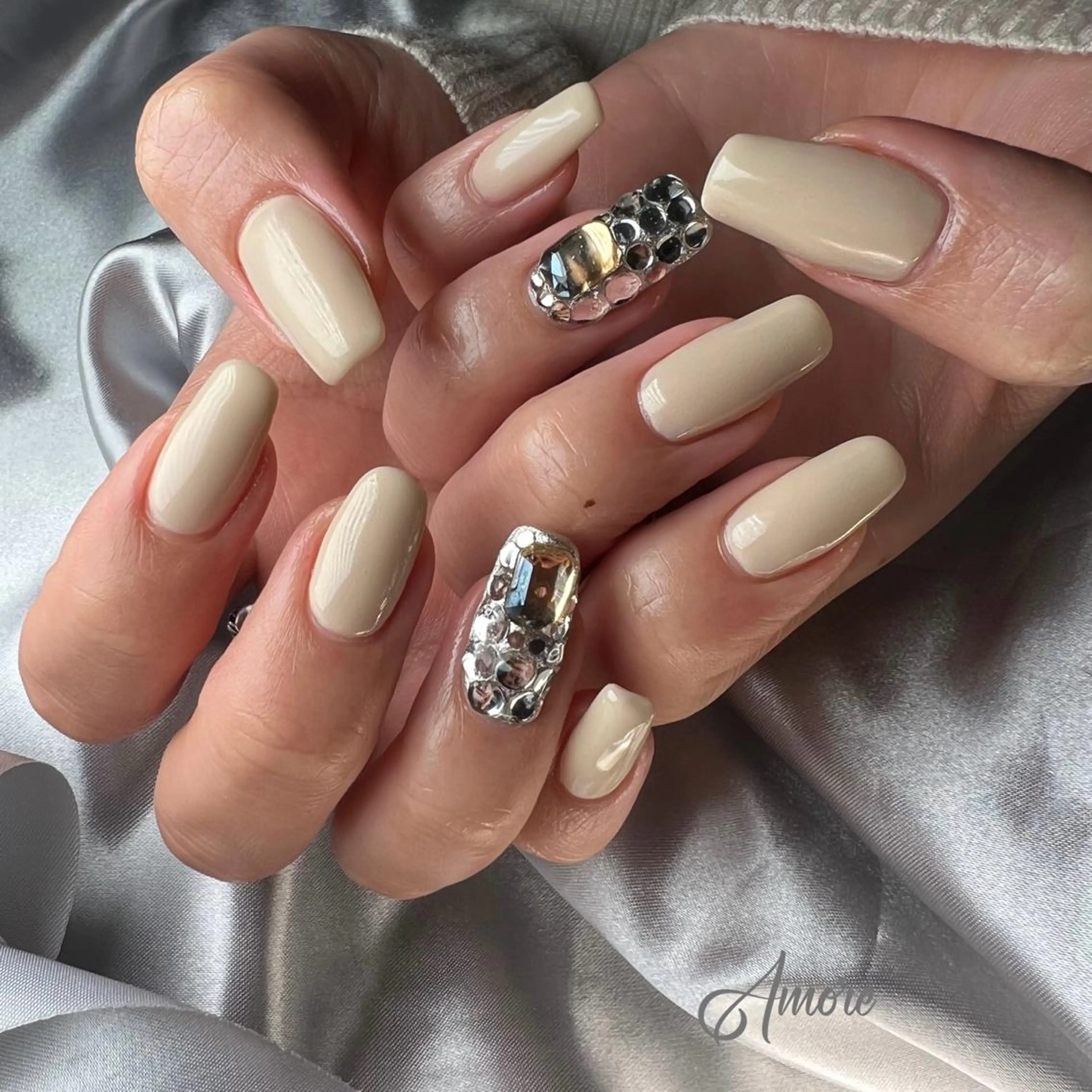 ネイル ジェルネイル ミラーネイル オフィスネイル パラジェル You kyehwaのネイルデザイン